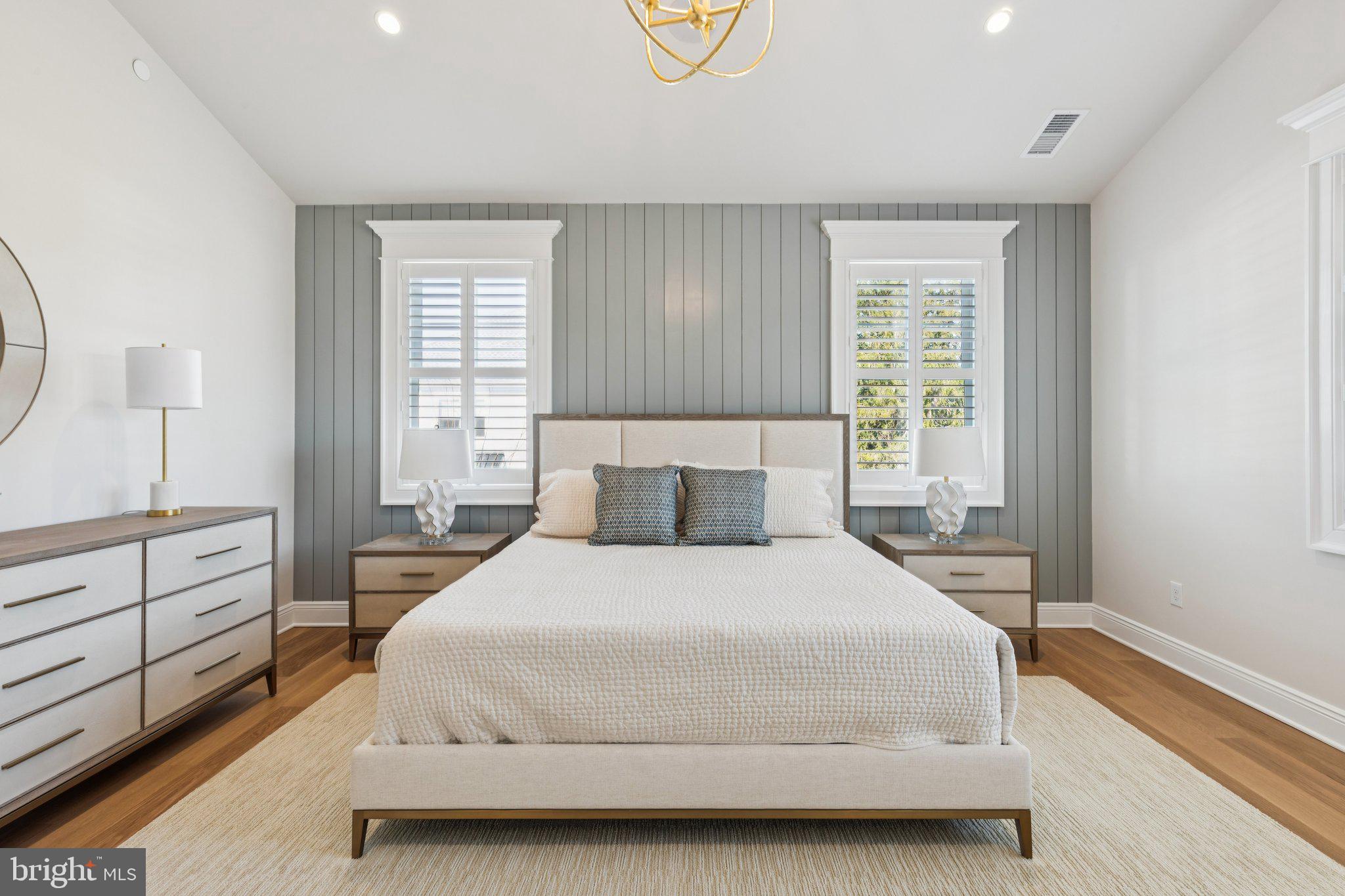 VALENTINE ESTS - Residential