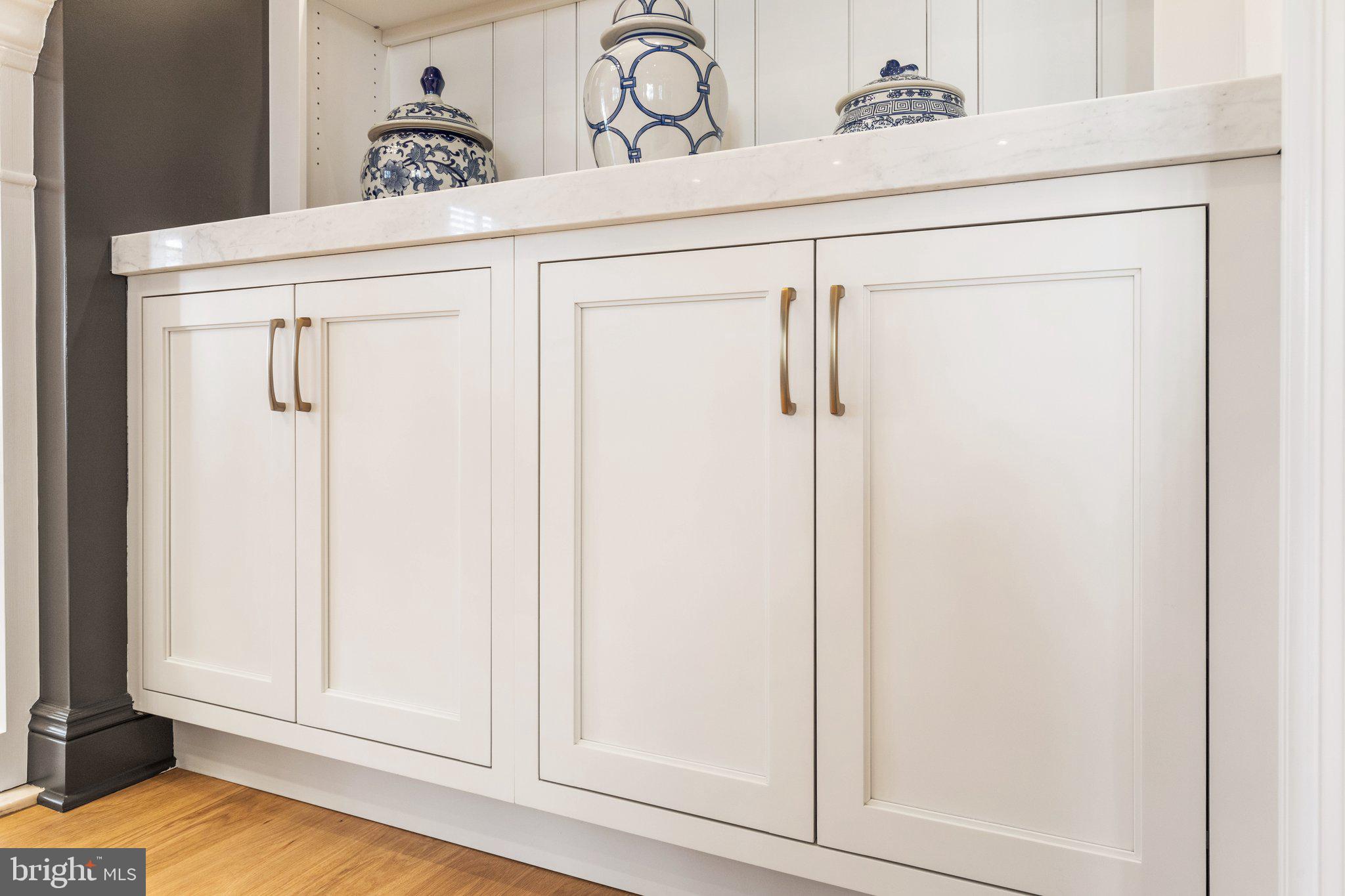 VALENTINE ESTS - Residential