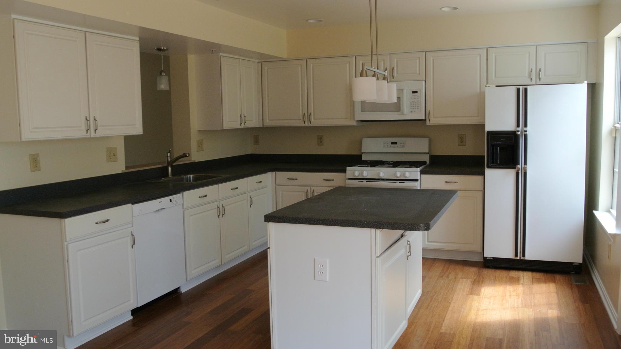 VILLAGE OF HICKORY RIDGE - Residential