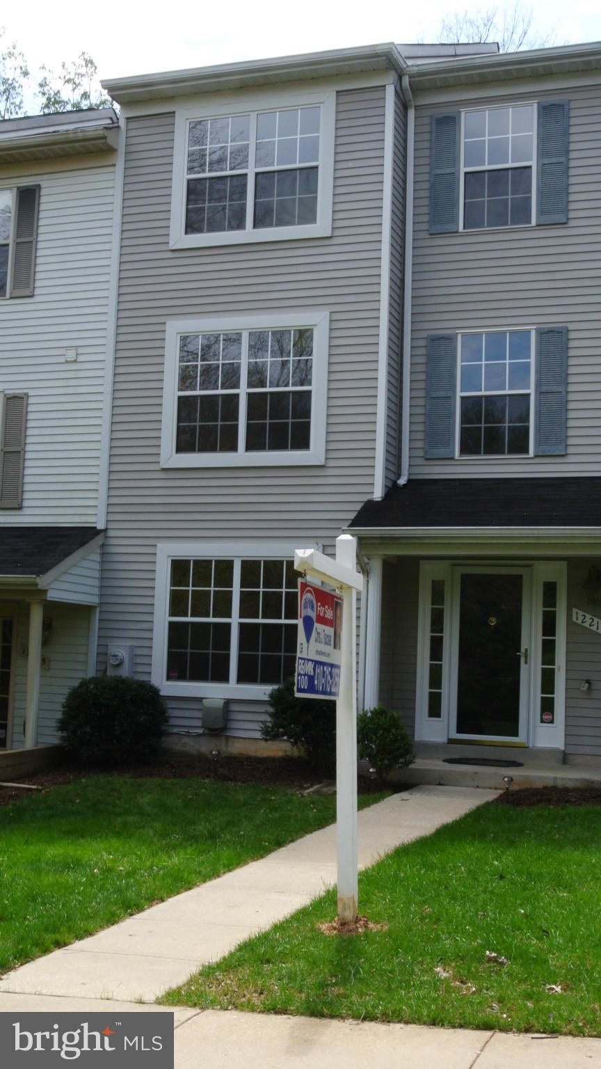 VILLAGE OF HICKORY RIDGE - Residential