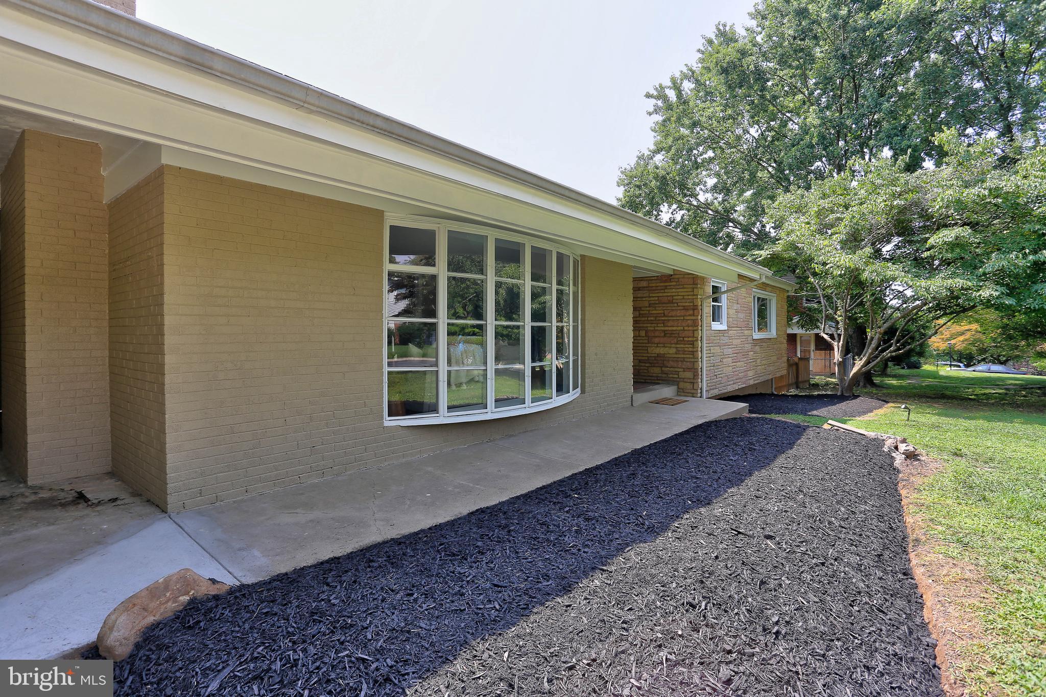 BURNT MILLS HILLS - Residential