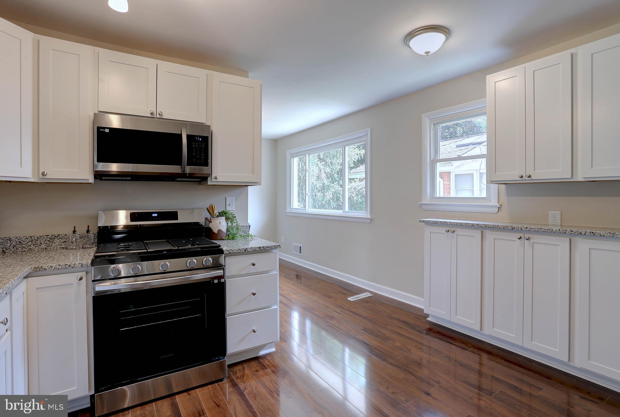 BURNT MILLS HILLS - Residential