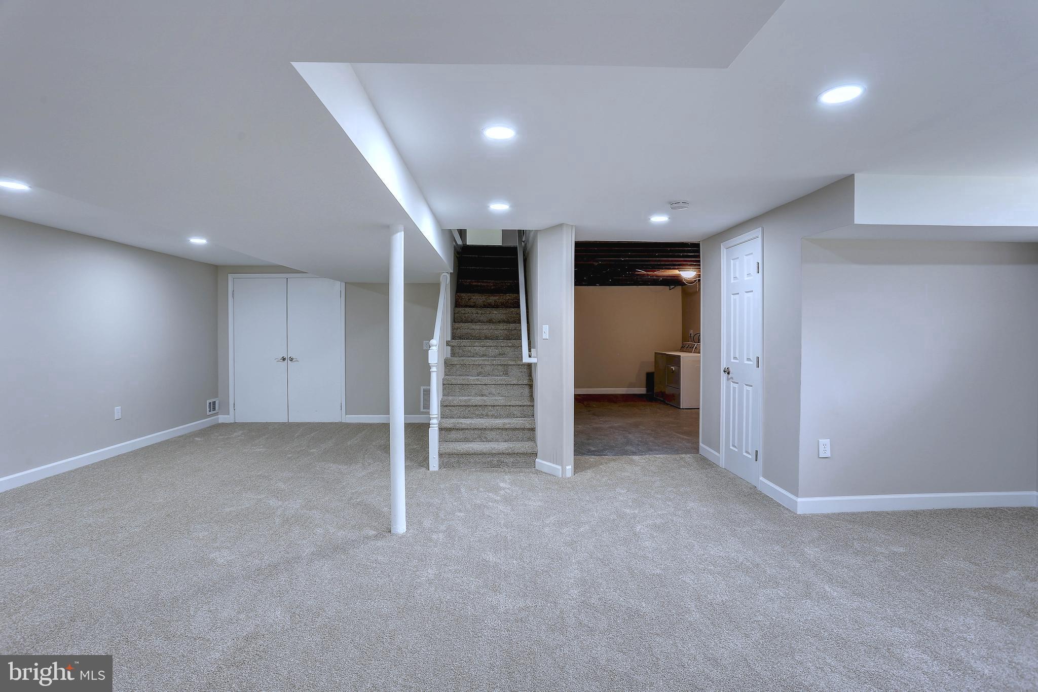 BURNT MILLS HILLS - Residential