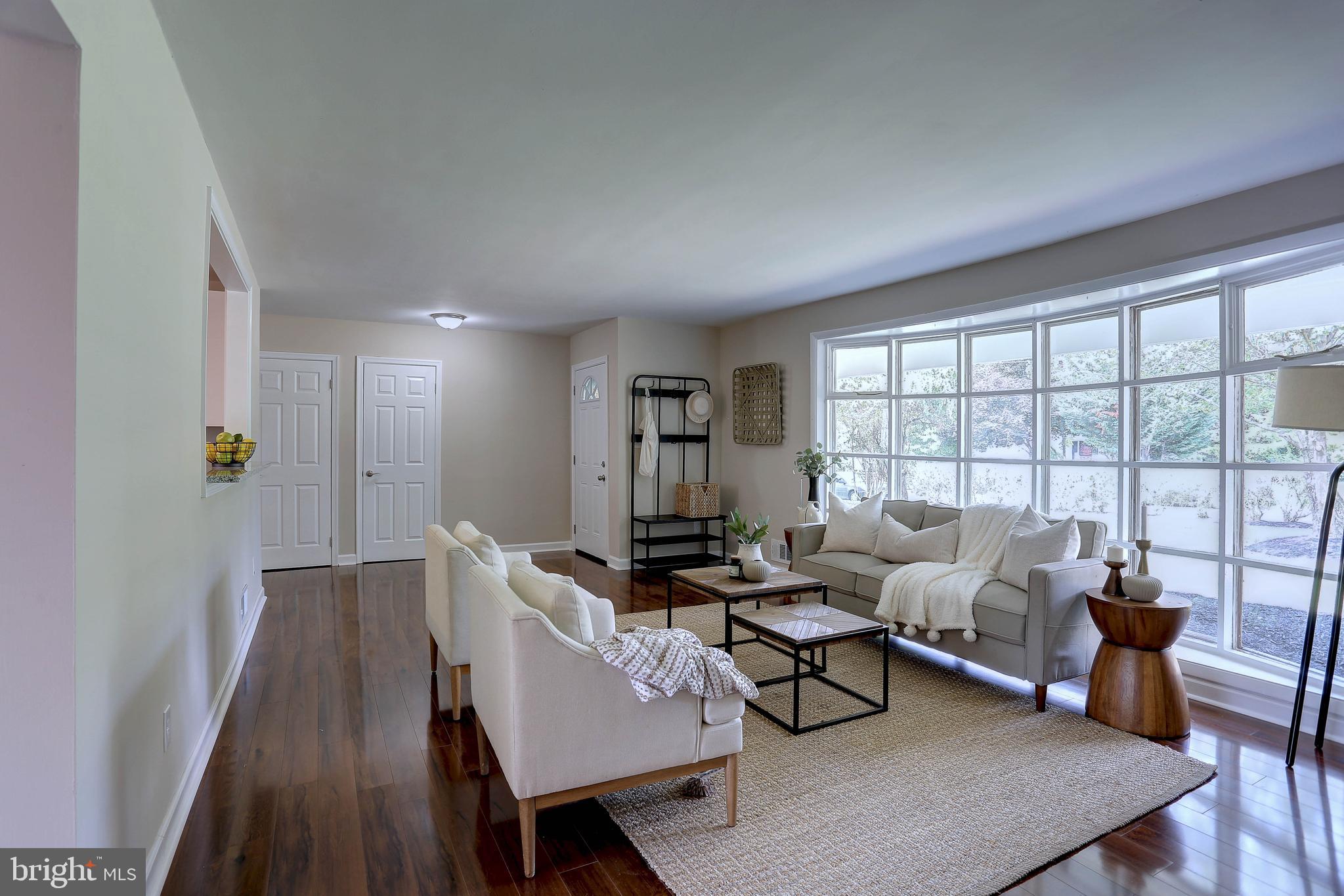 BURNT MILLS HILLS - Residential