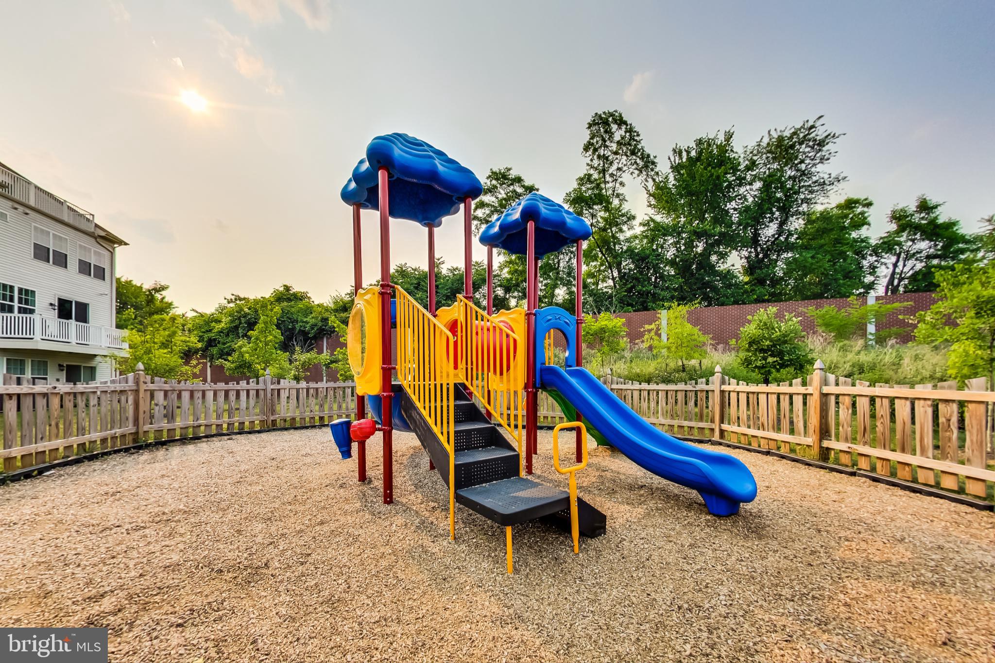 BRICK YARD STATION - Residential