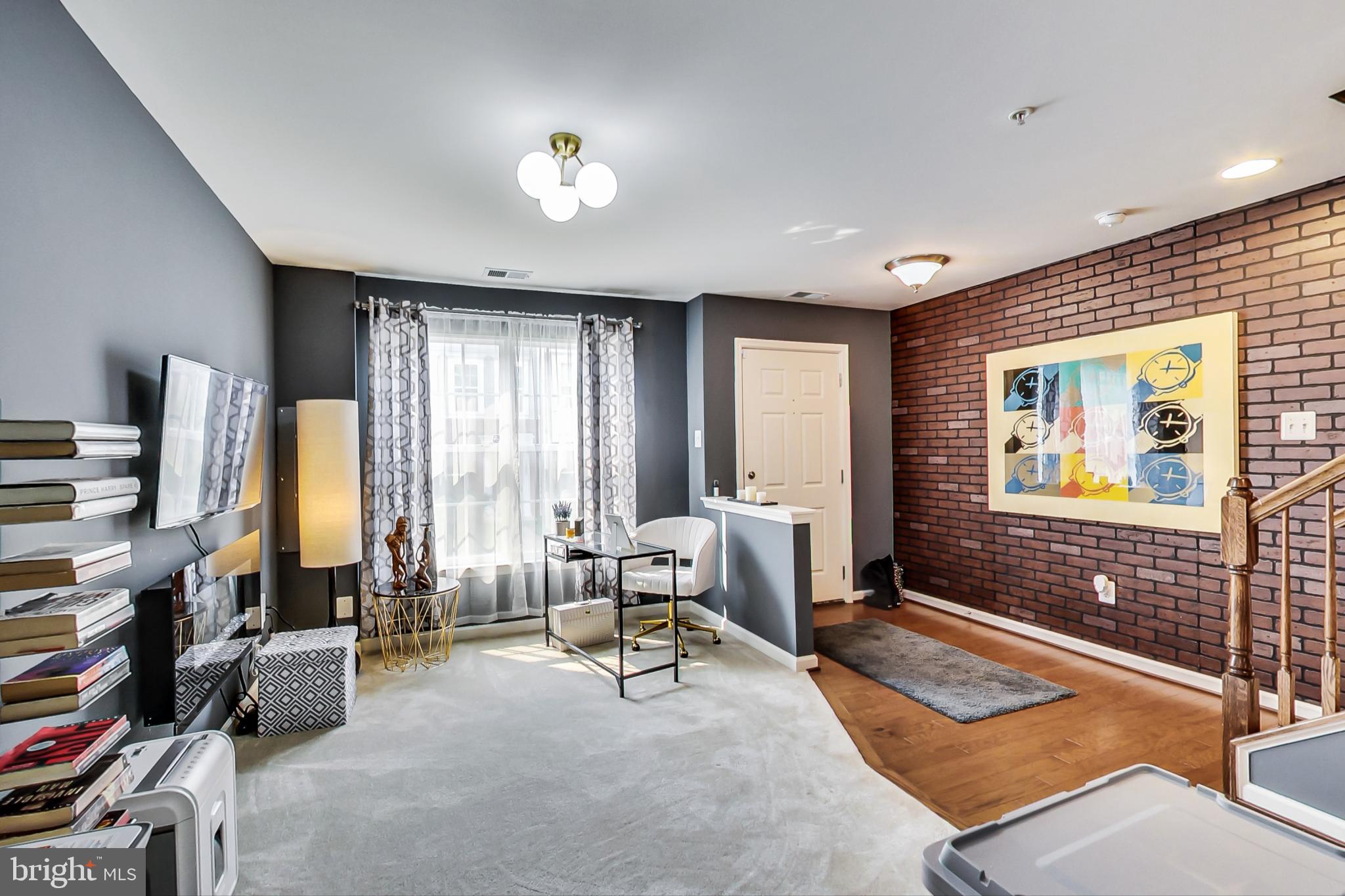 BRICK YARD STATION - Residential