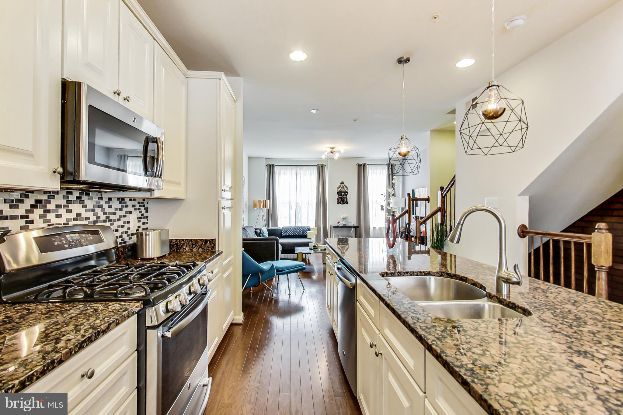 BRICK YARD STATION - Residential