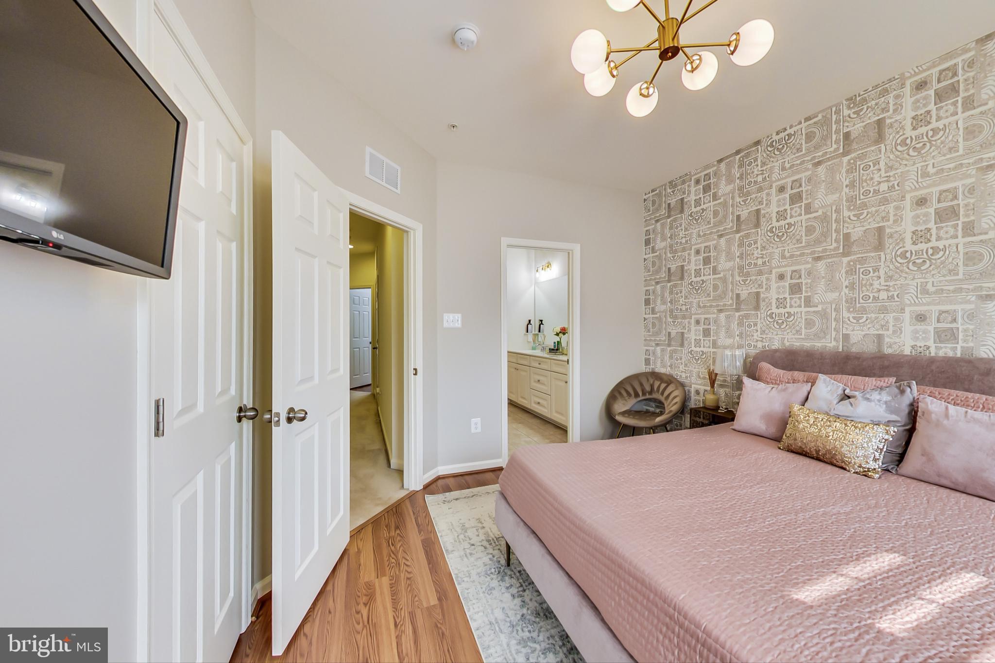 BRICK YARD STATION - Residential