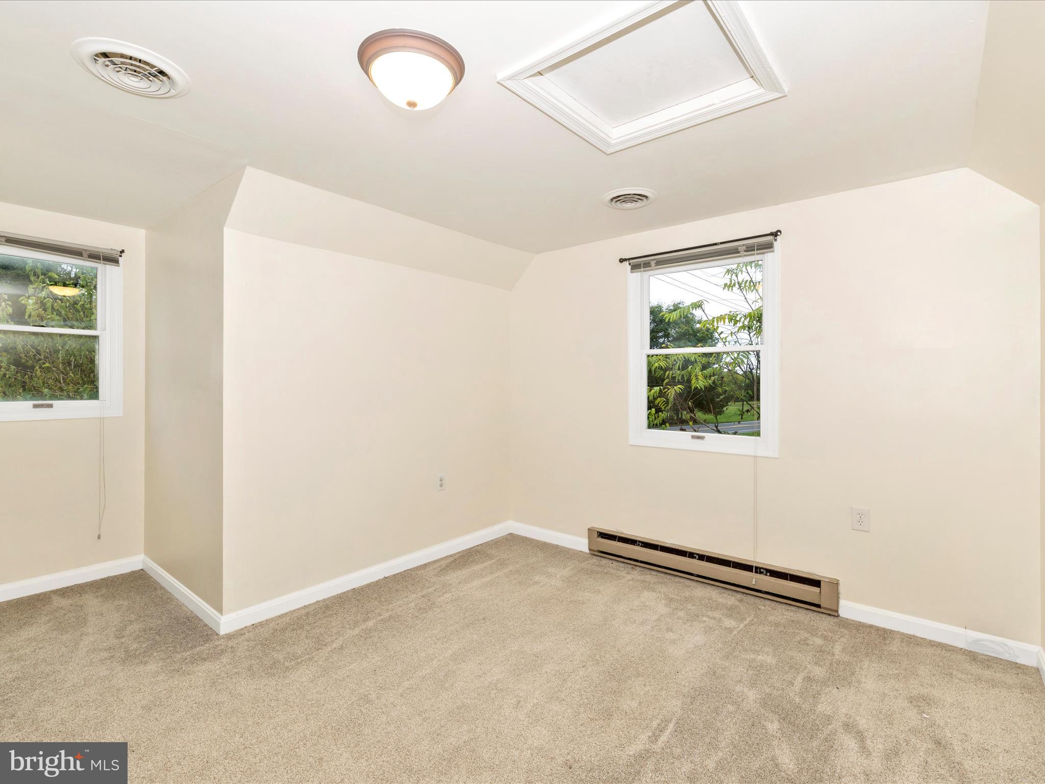 ROCK SPRING ACRES - Residential