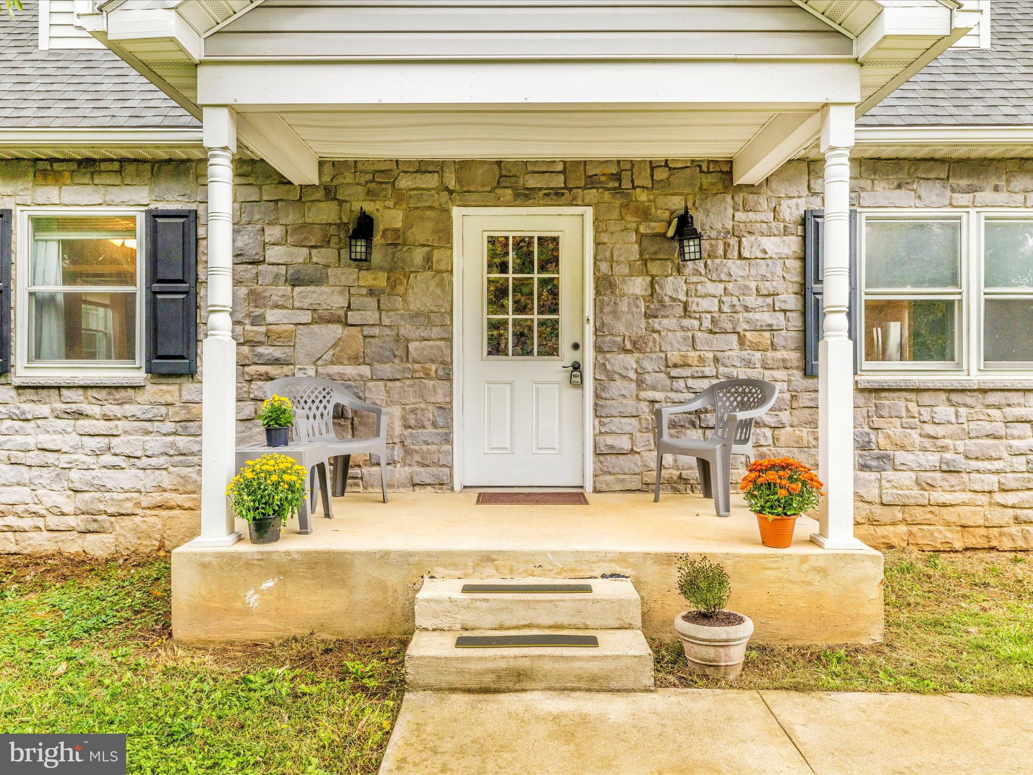 ROCK SPRING ACRES - Residential