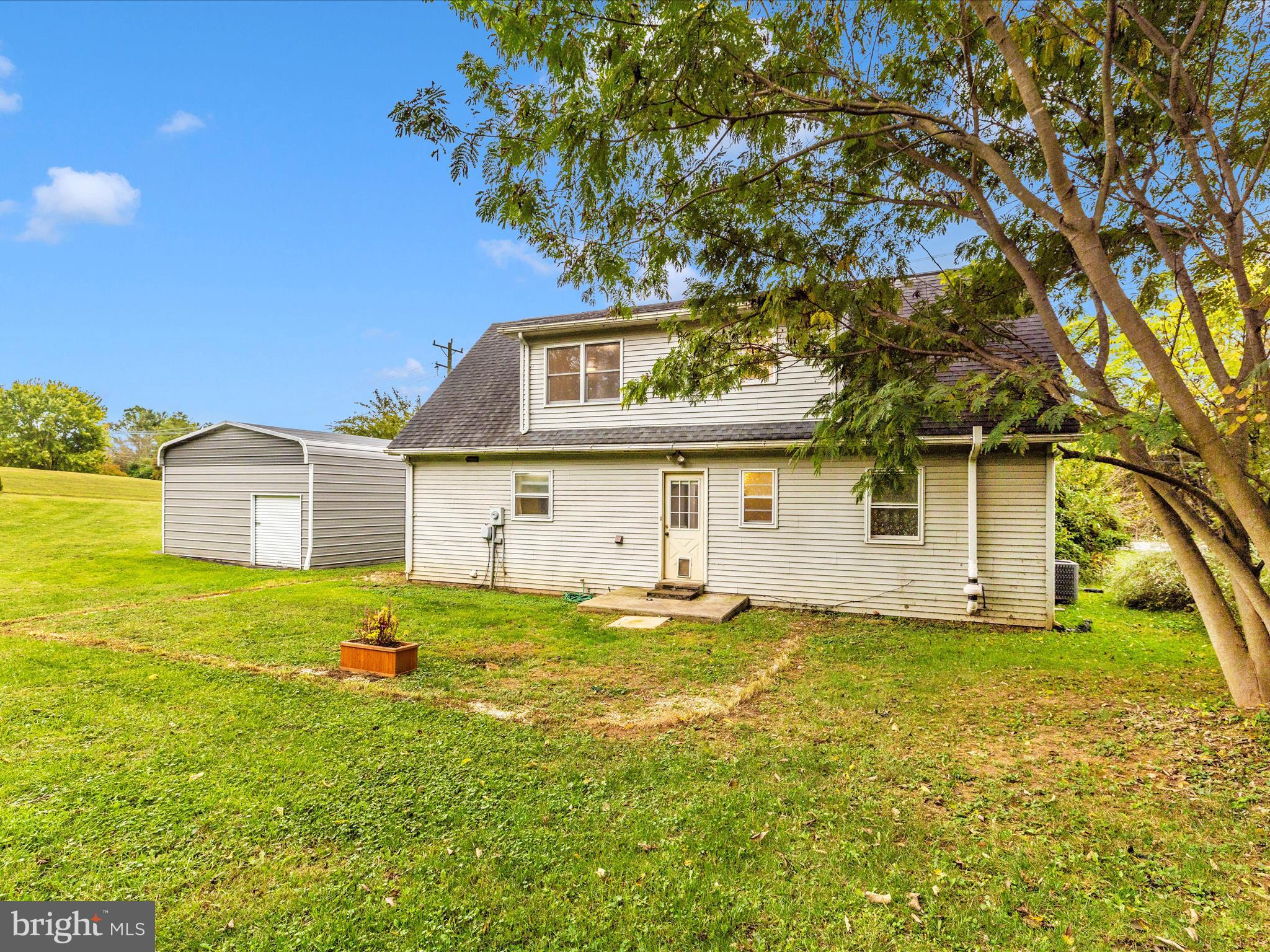 ROCK SPRING ACRES - Residential