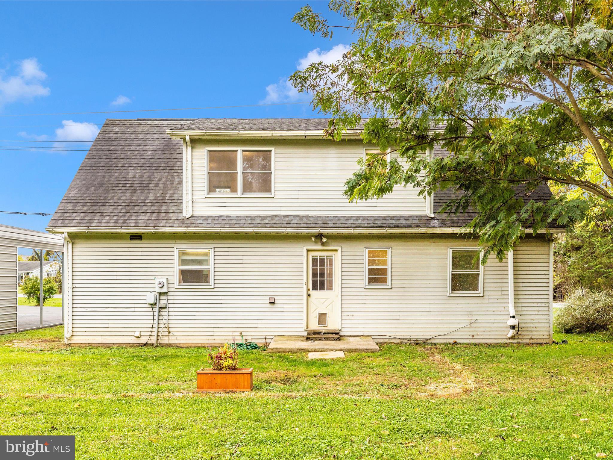 ROCK SPRING ACRES - Residential