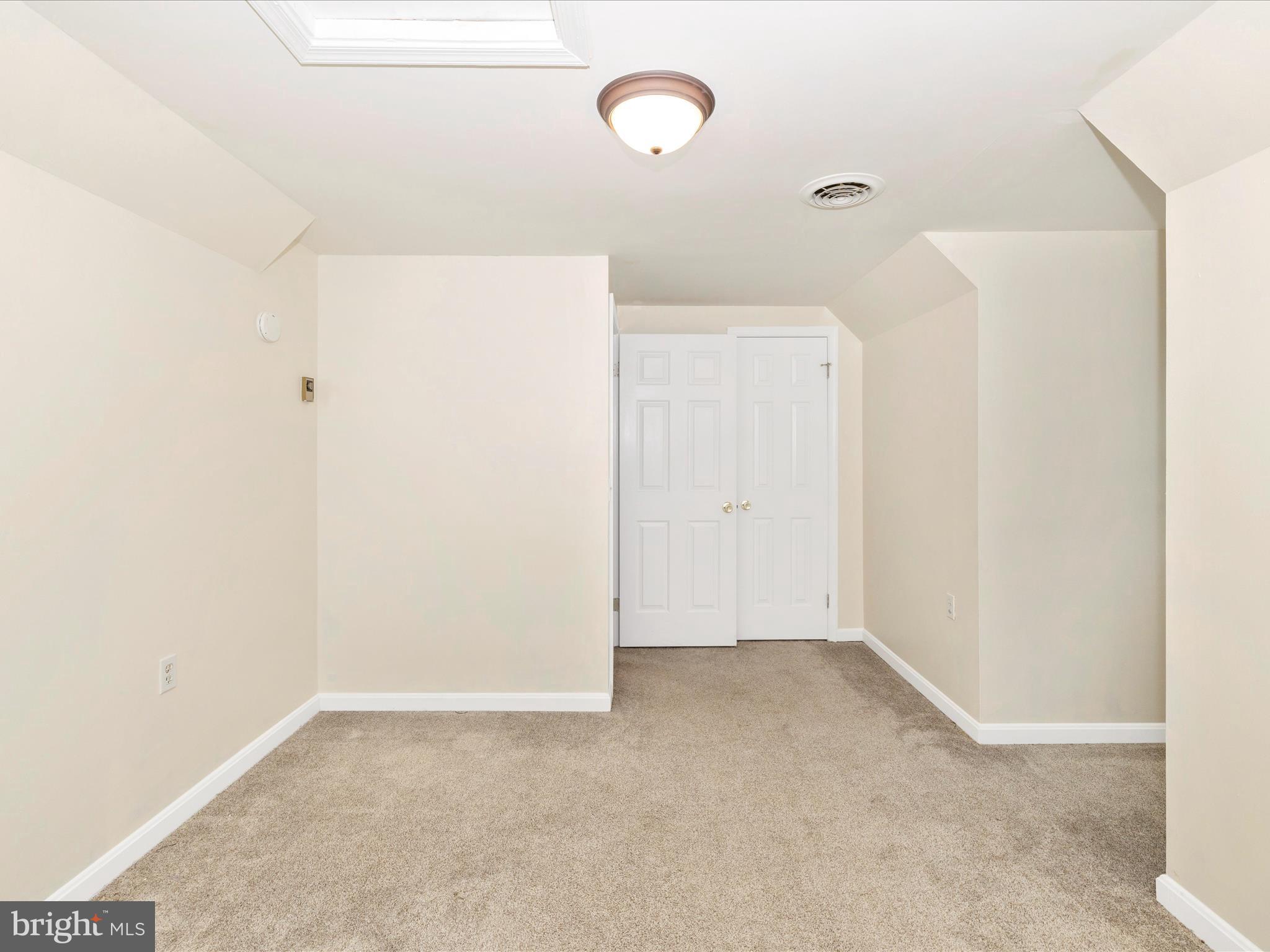 ROCK SPRING ACRES - Residential