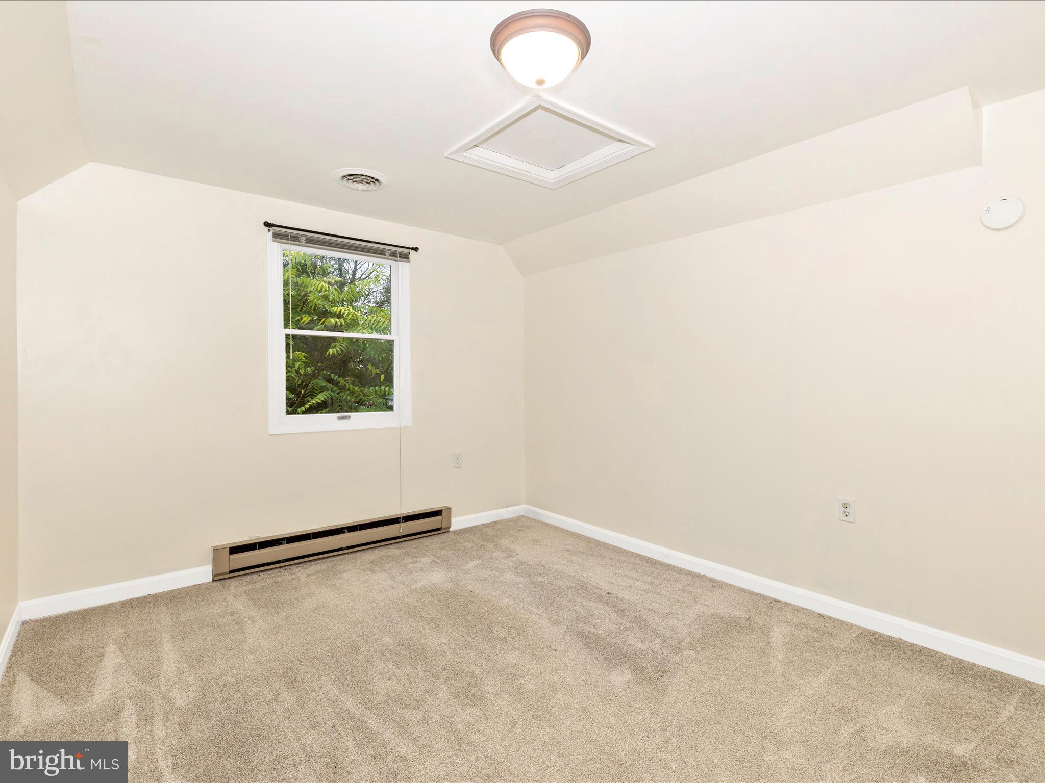 ROCK SPRING ACRES - Residential