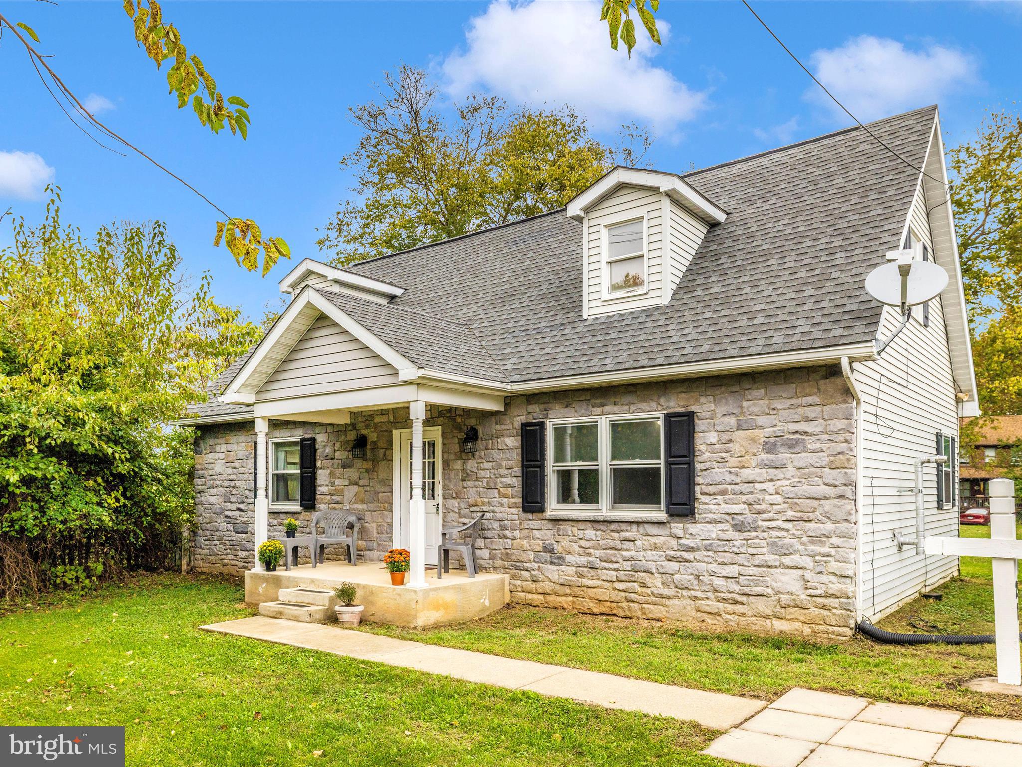 ROCK SPRING ACRES - Residential