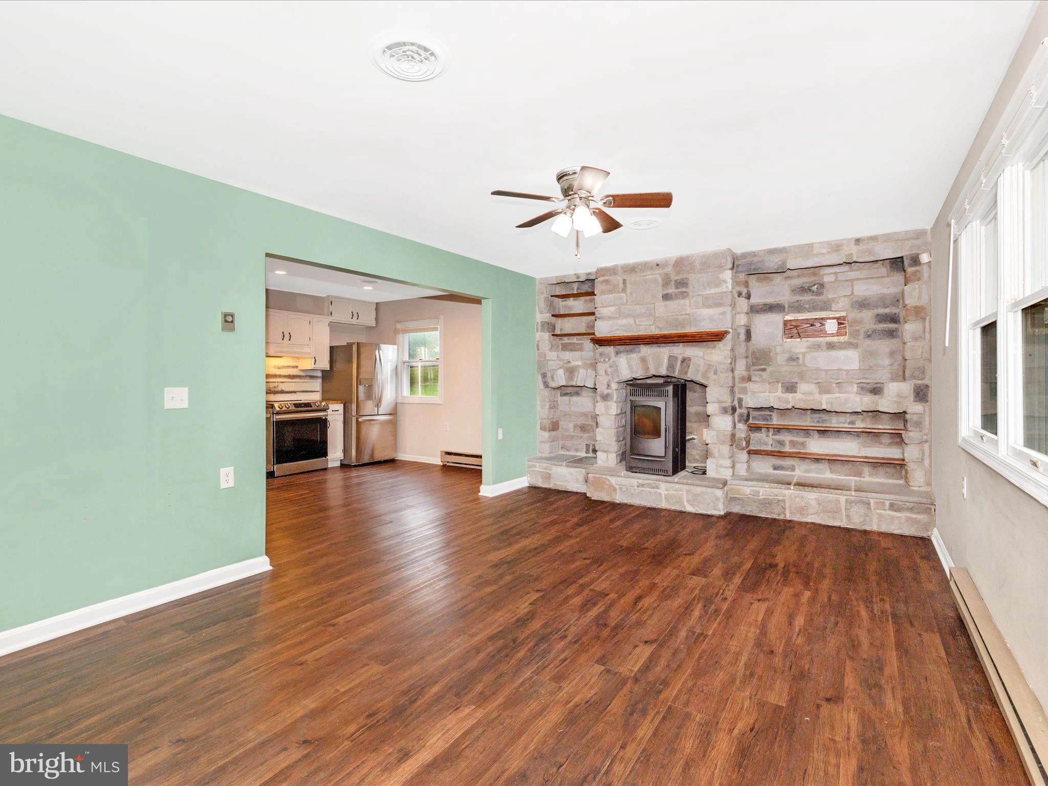 ROCK SPRING ACRES - Residential