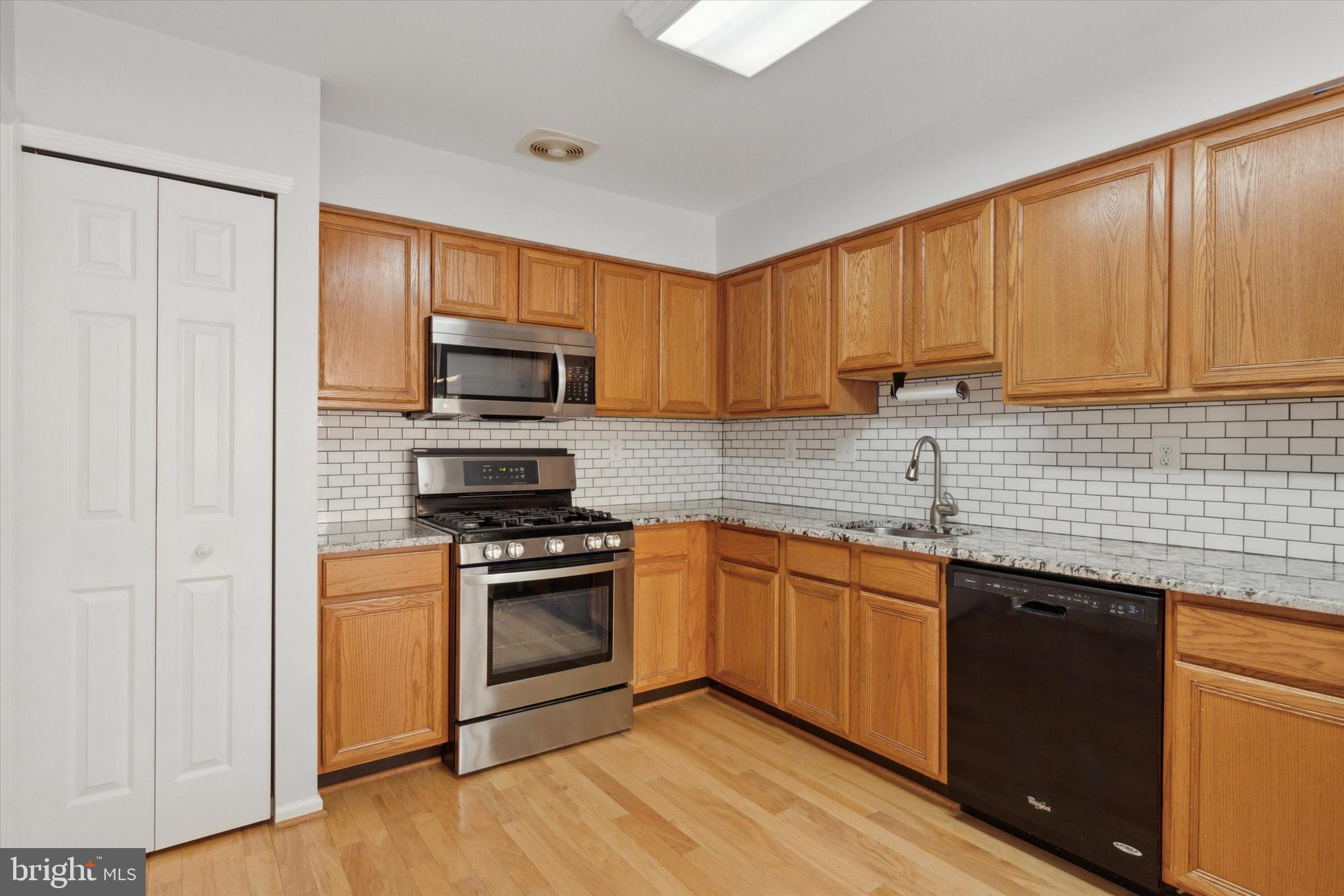 PROVIDENCE VIEW - Residential Lease