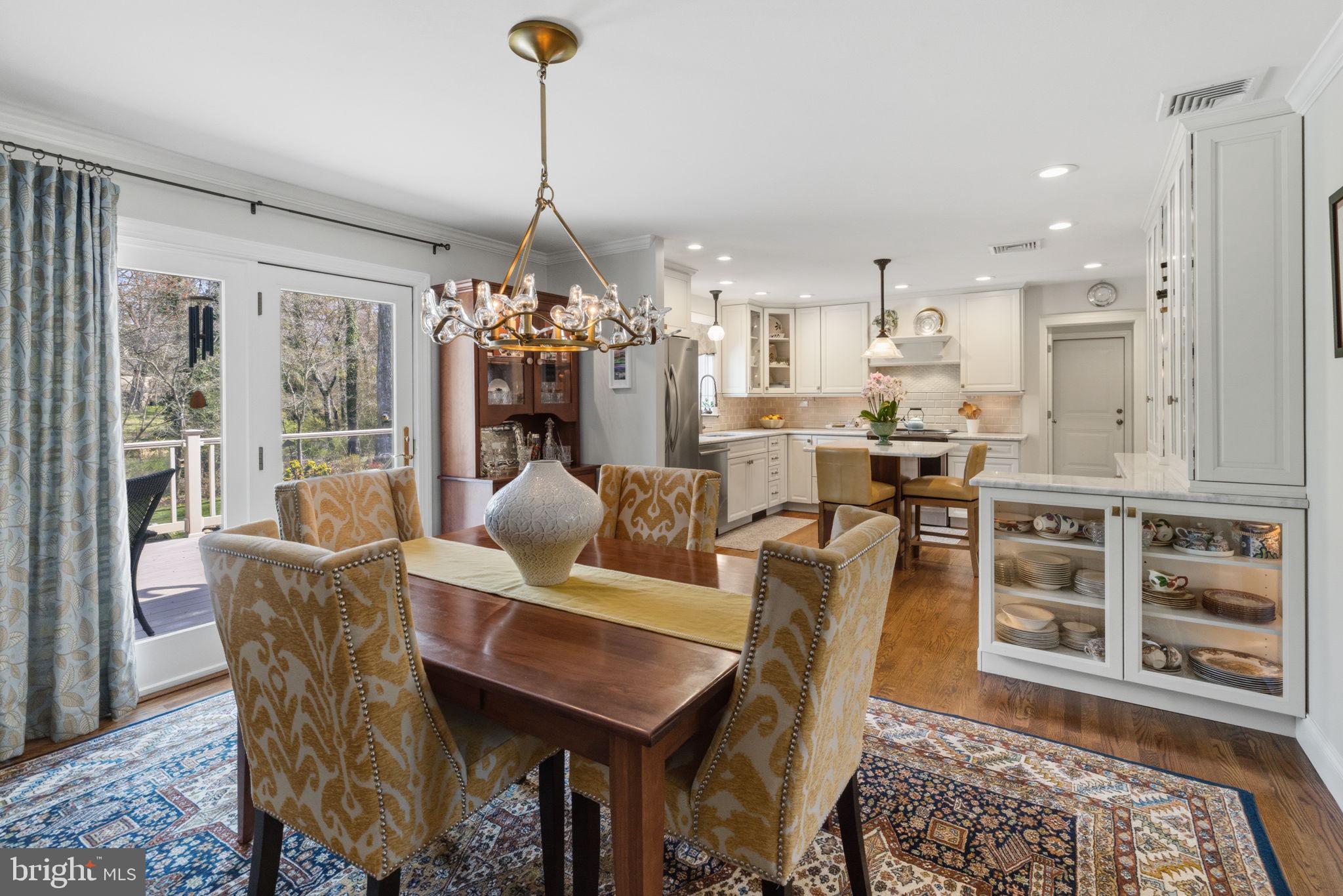 PEBBLE HILL - Residential