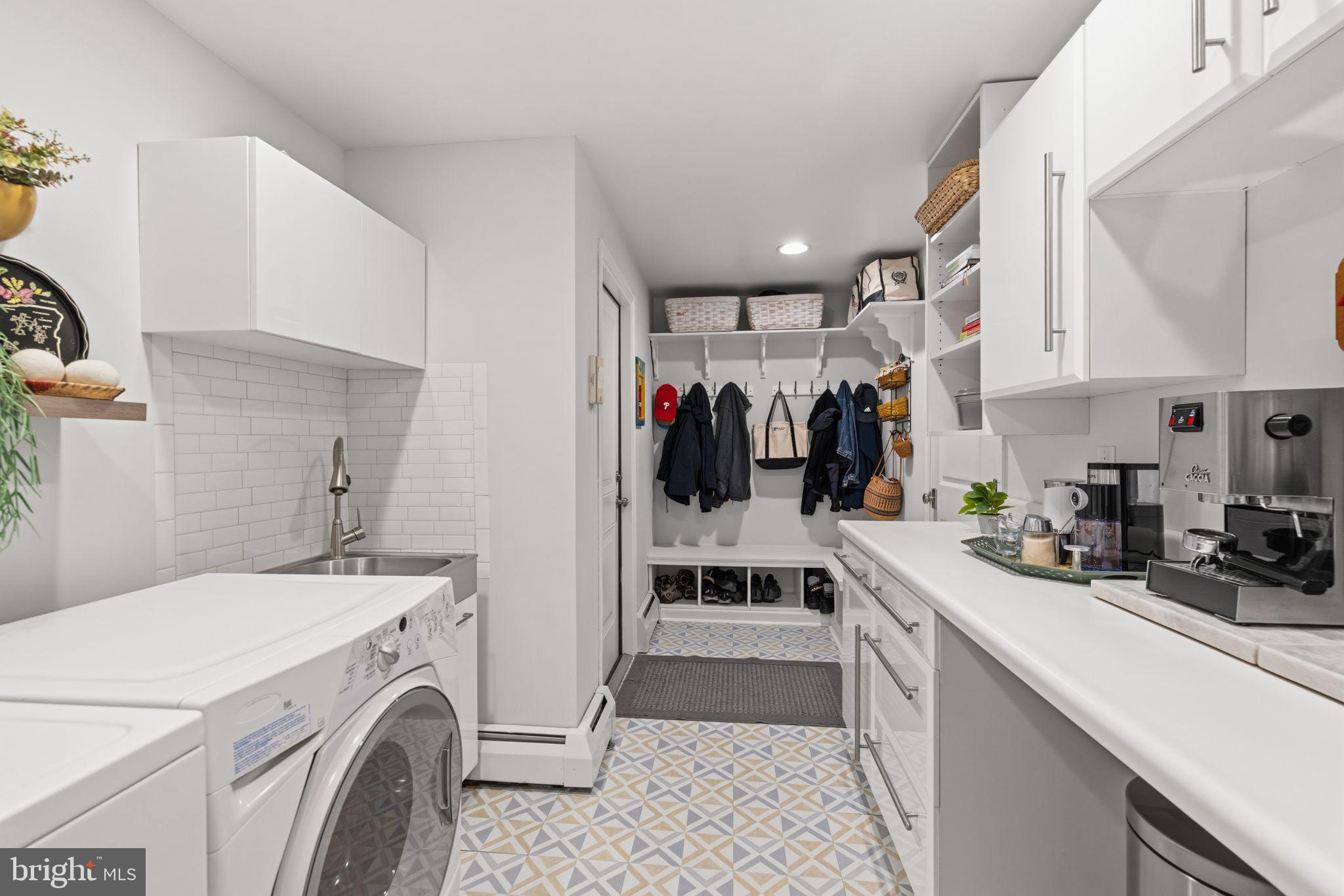 PEBBLE HILL - Residential