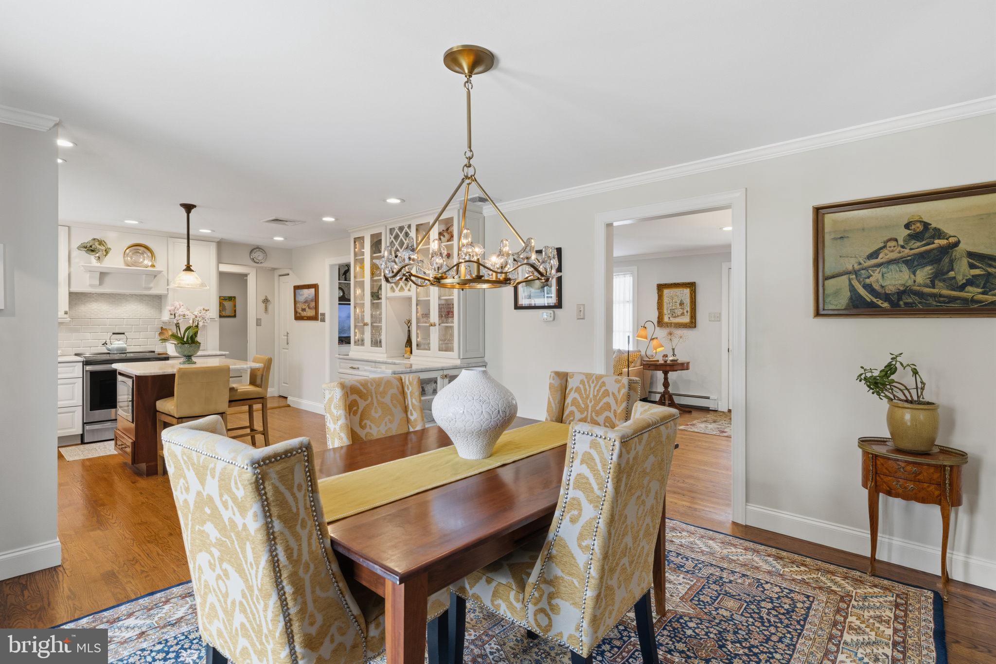 PEBBLE HILL - Residential