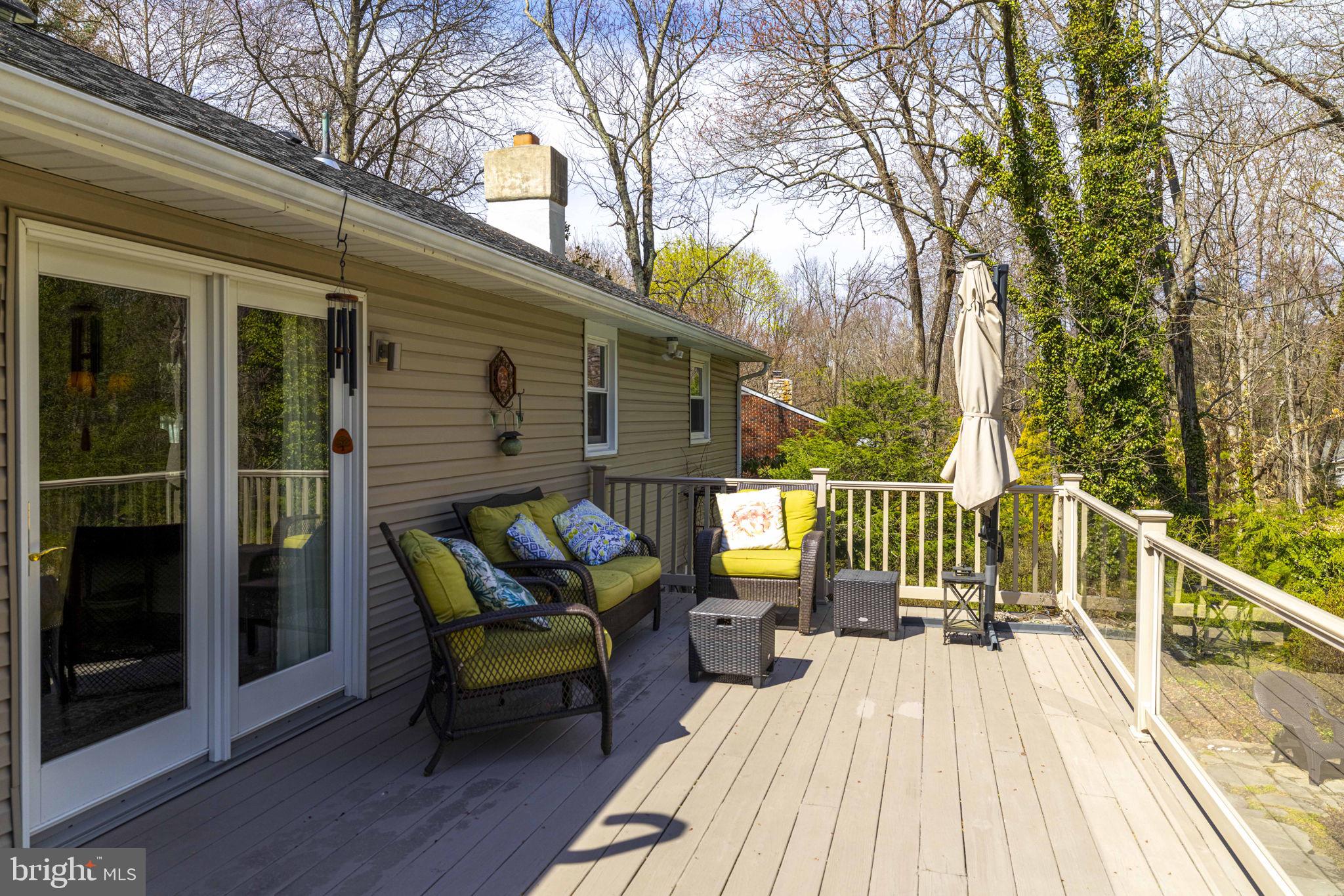 PEBBLE HILL - Residential