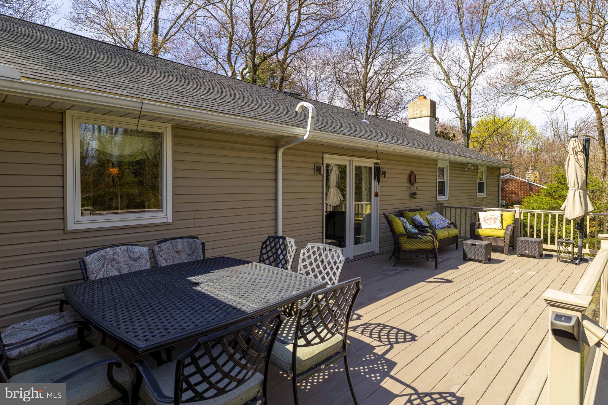 PEBBLE HILL - Residential