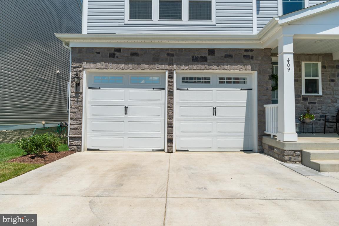 EMBREY MILL - Residential Lease