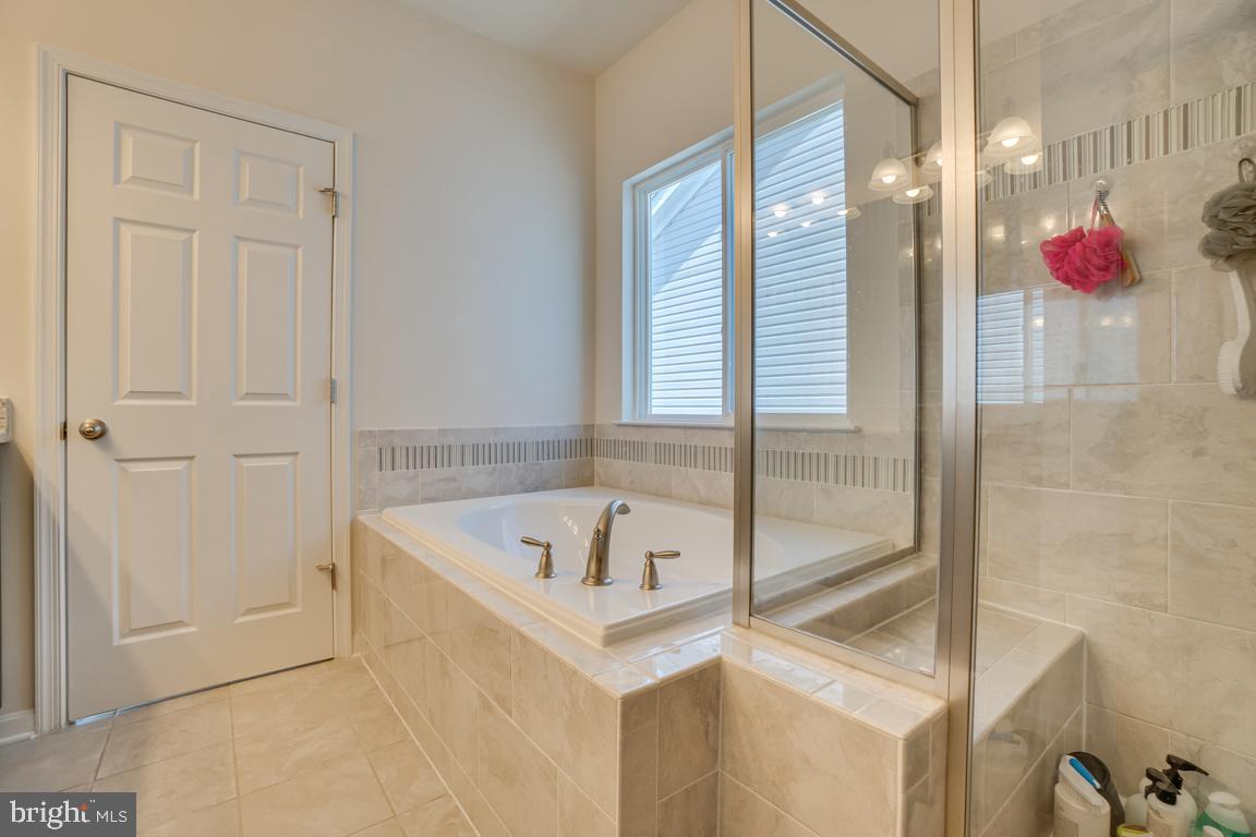 EMBREY MILL - Residential Lease