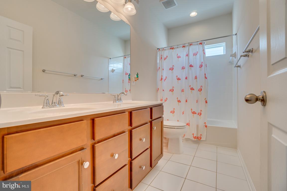 EMBREY MILL - Residential Lease