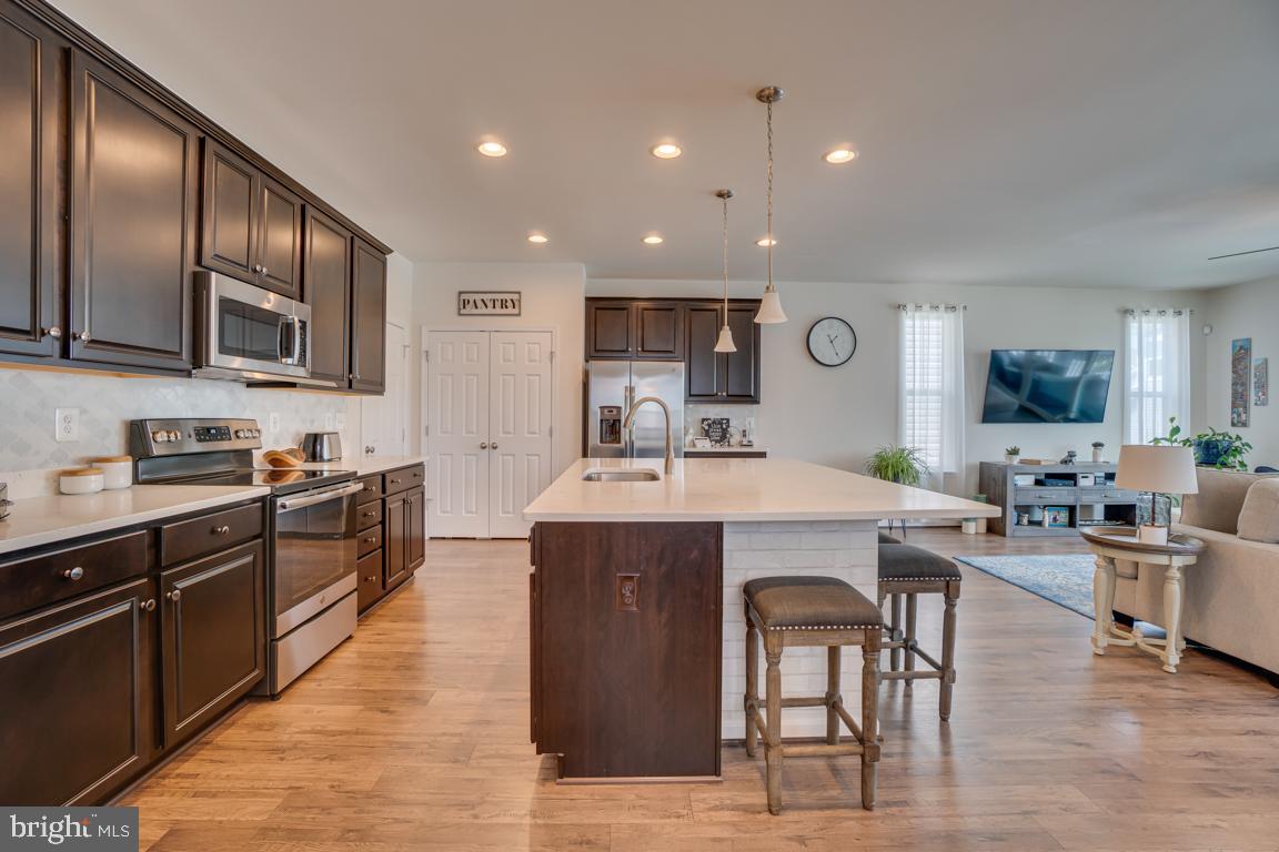 EMBREY MILL - Residential Lease