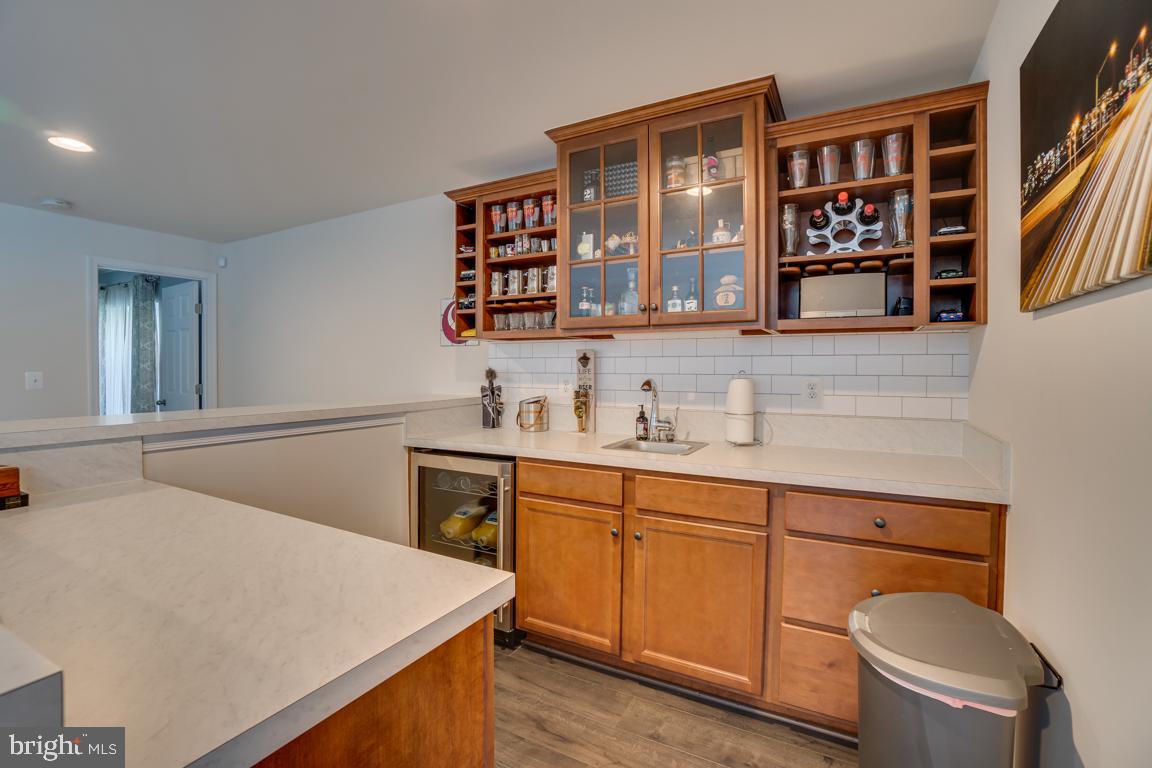 EMBREY MILL - Residential Lease