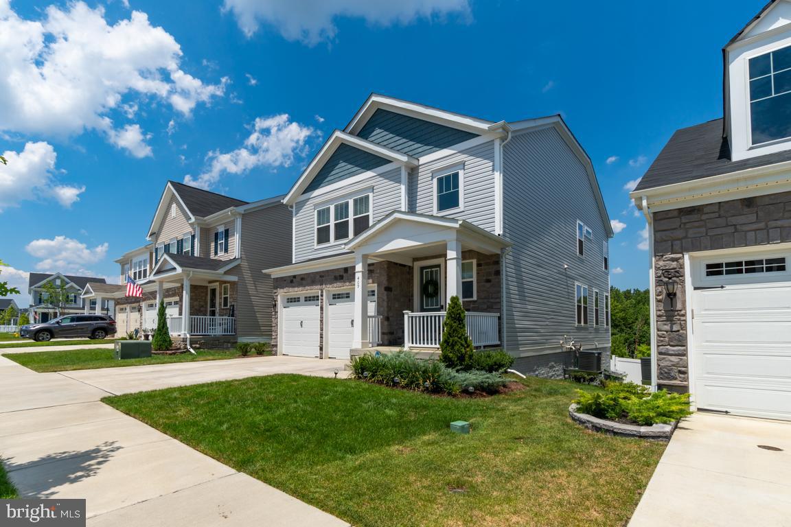 EMBREY MILL - Residential Lease