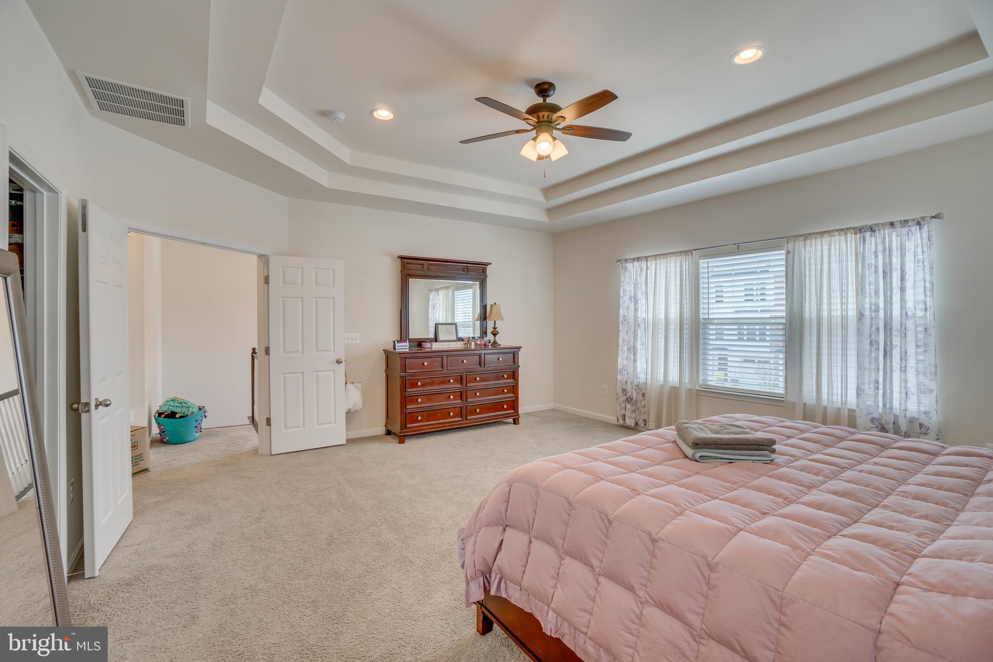 EMBREY MILL - Residential Lease