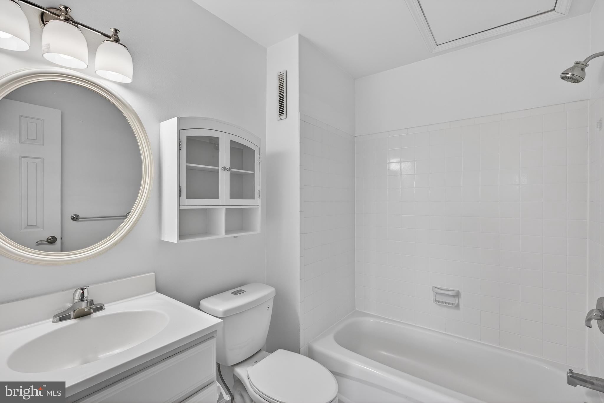 SYCAMORE FARM - Residential