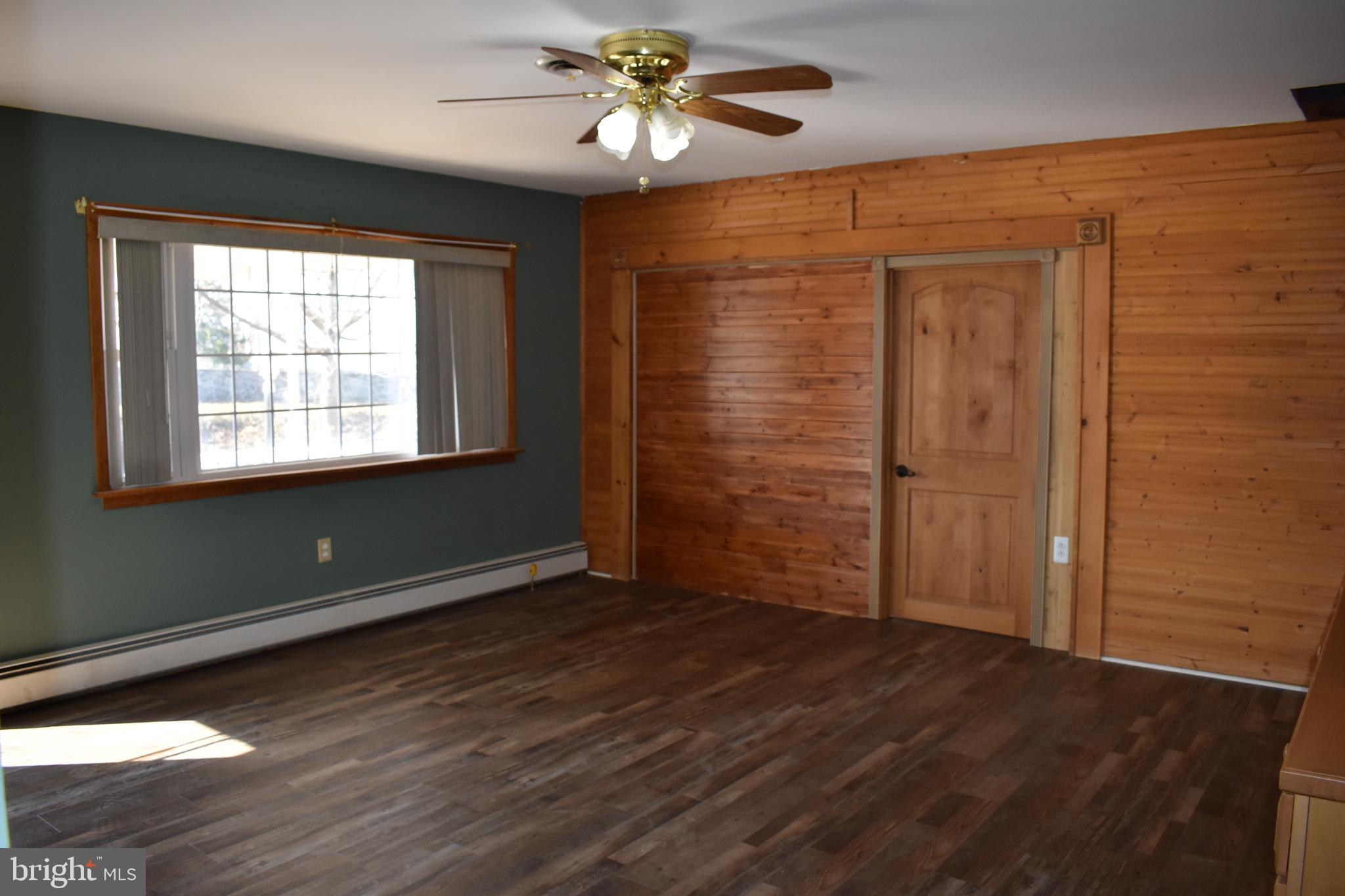 MONTGOMERY TWP - Residential Lease