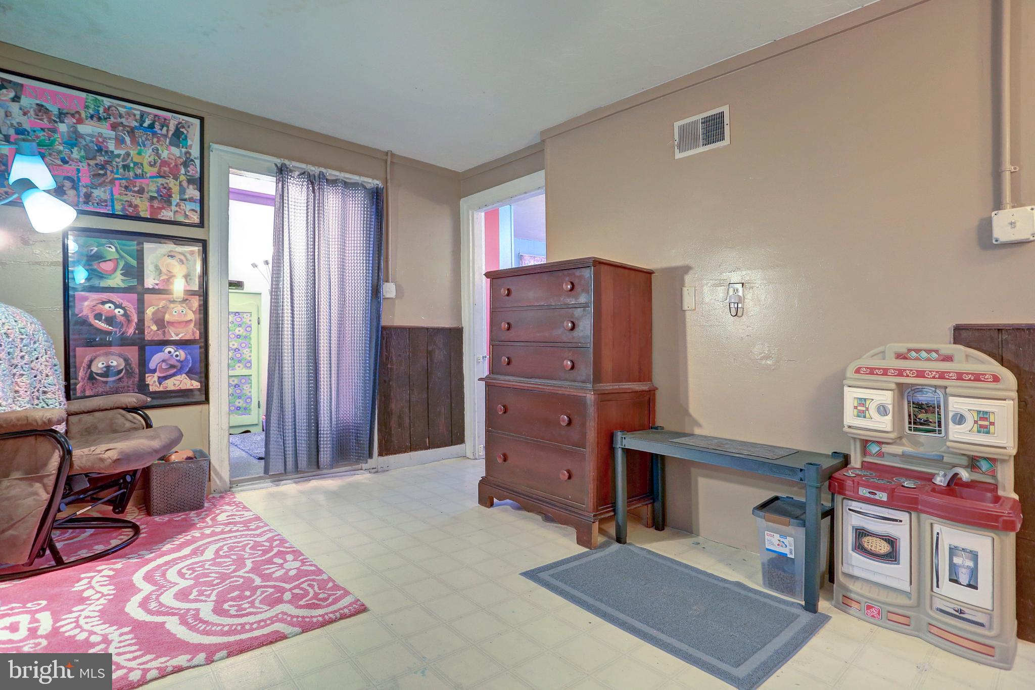 SPRING GROVE BORO - Residential