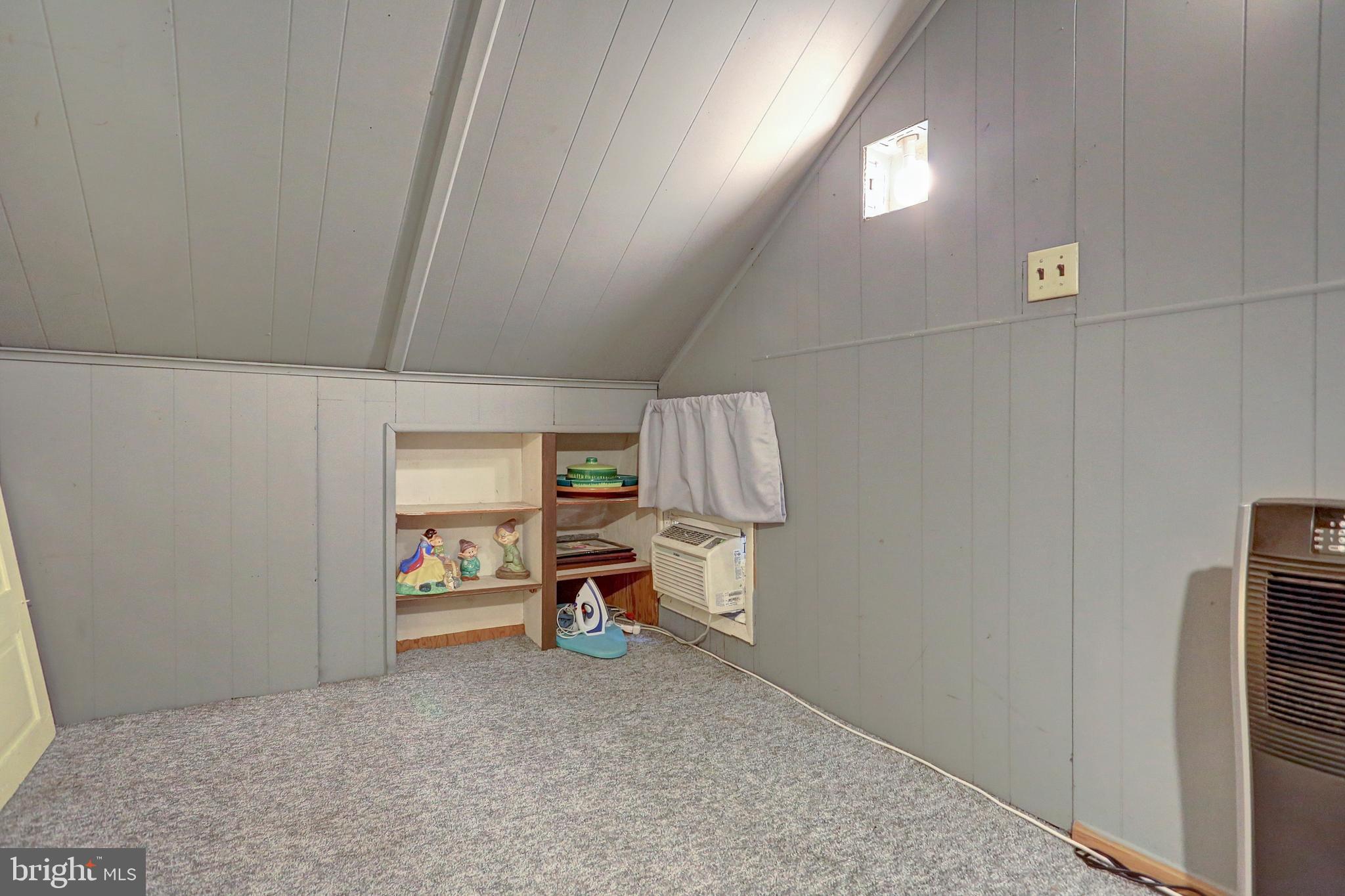 SPRING GROVE BORO - Residential