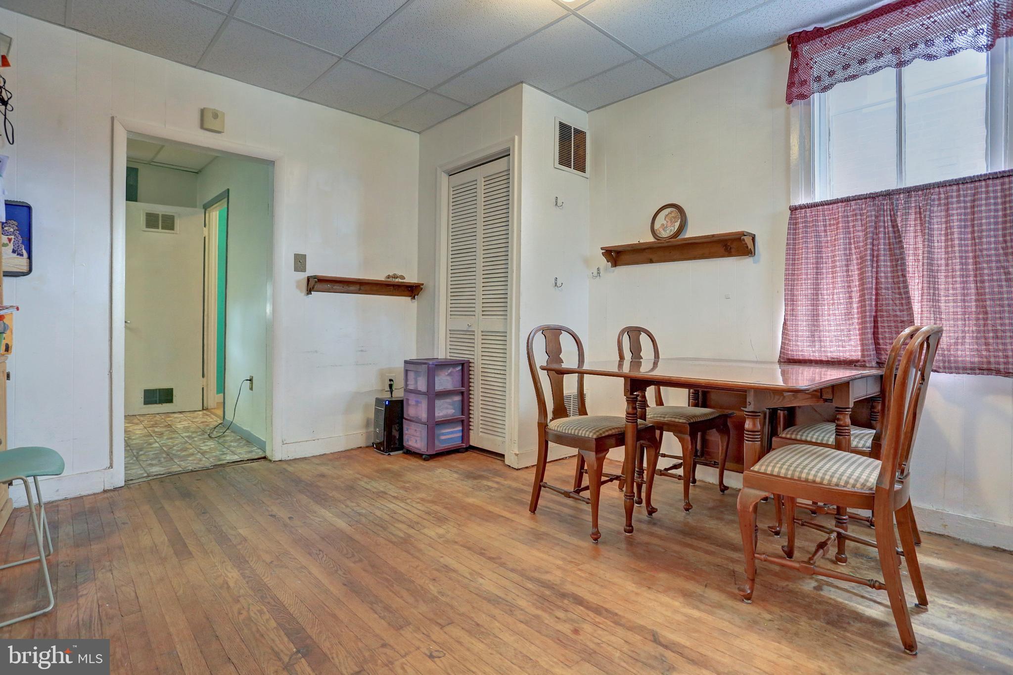 SPRING GROVE BORO - Residential