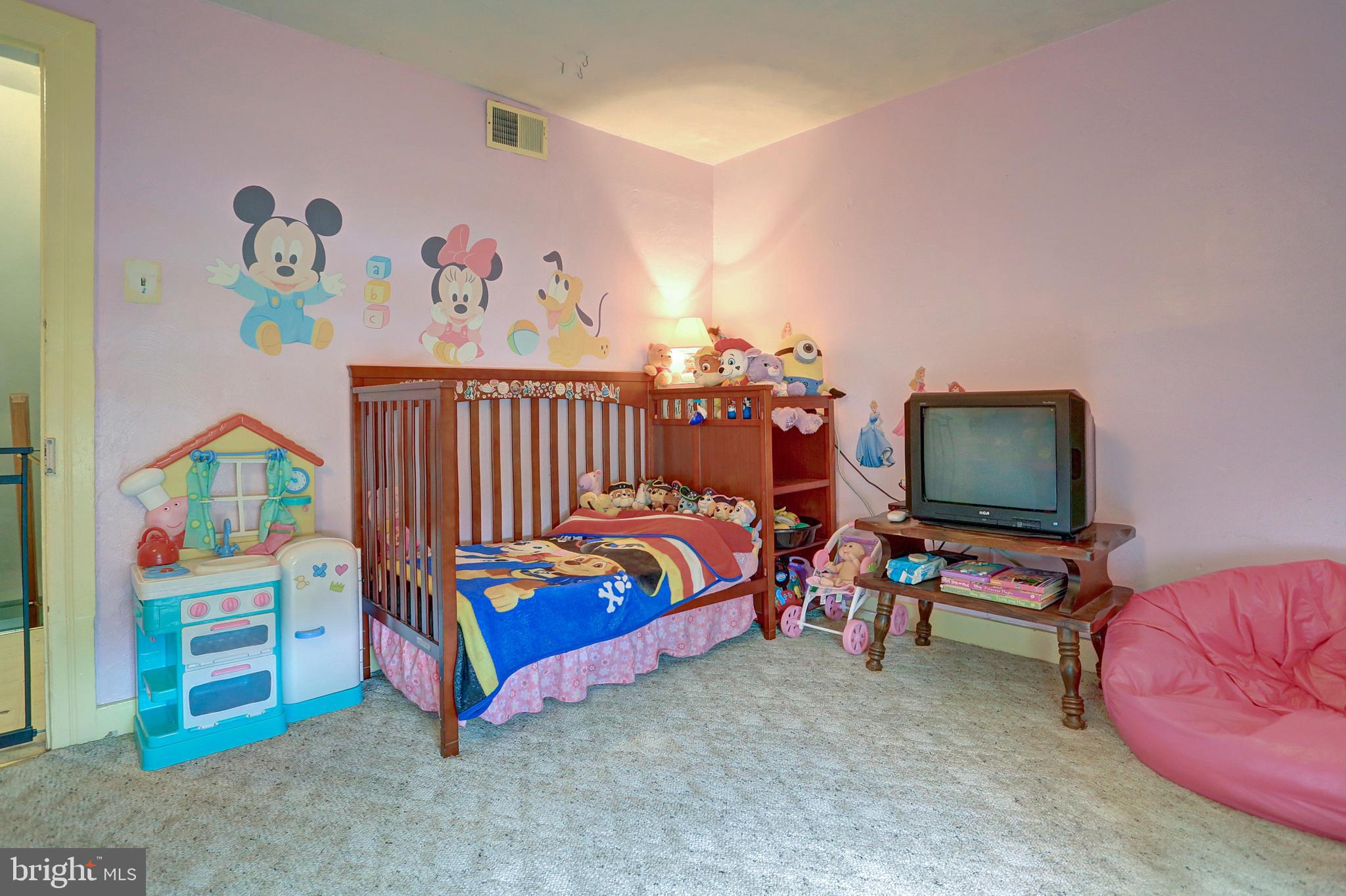 SPRING GROVE BORO - Residential