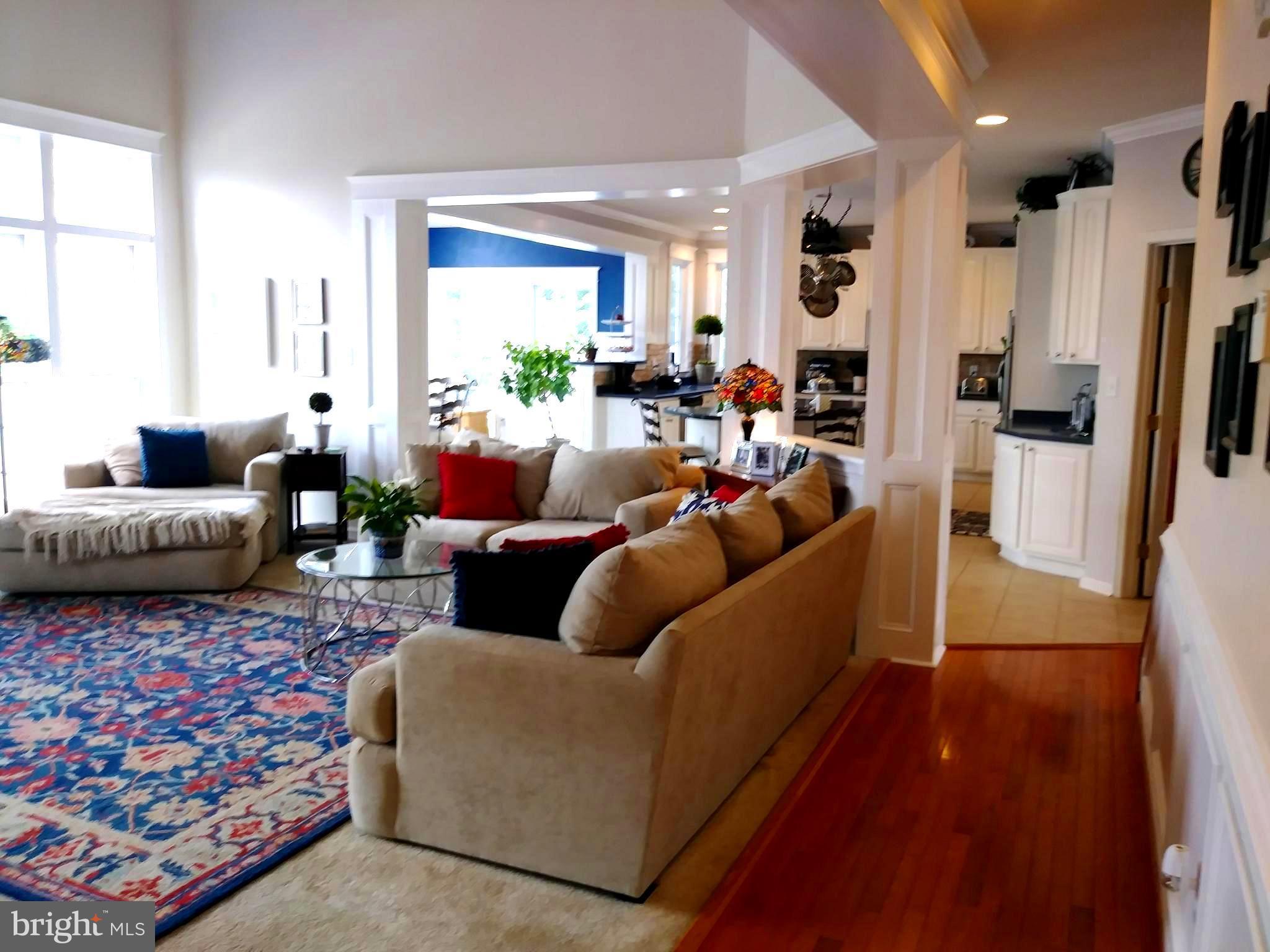 SOUTH POINTE II - Residential