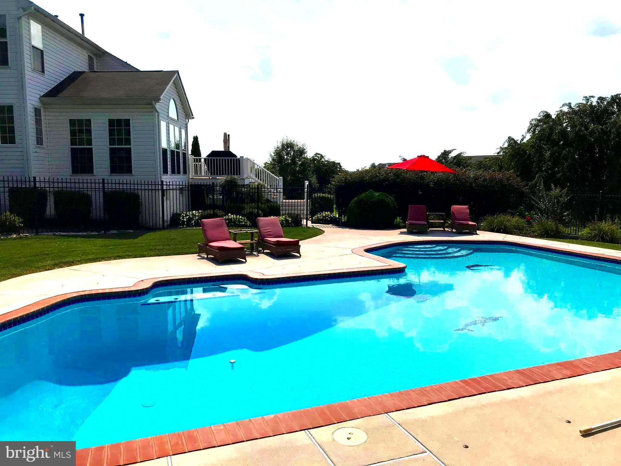 SOUTH POINTE II - Residential