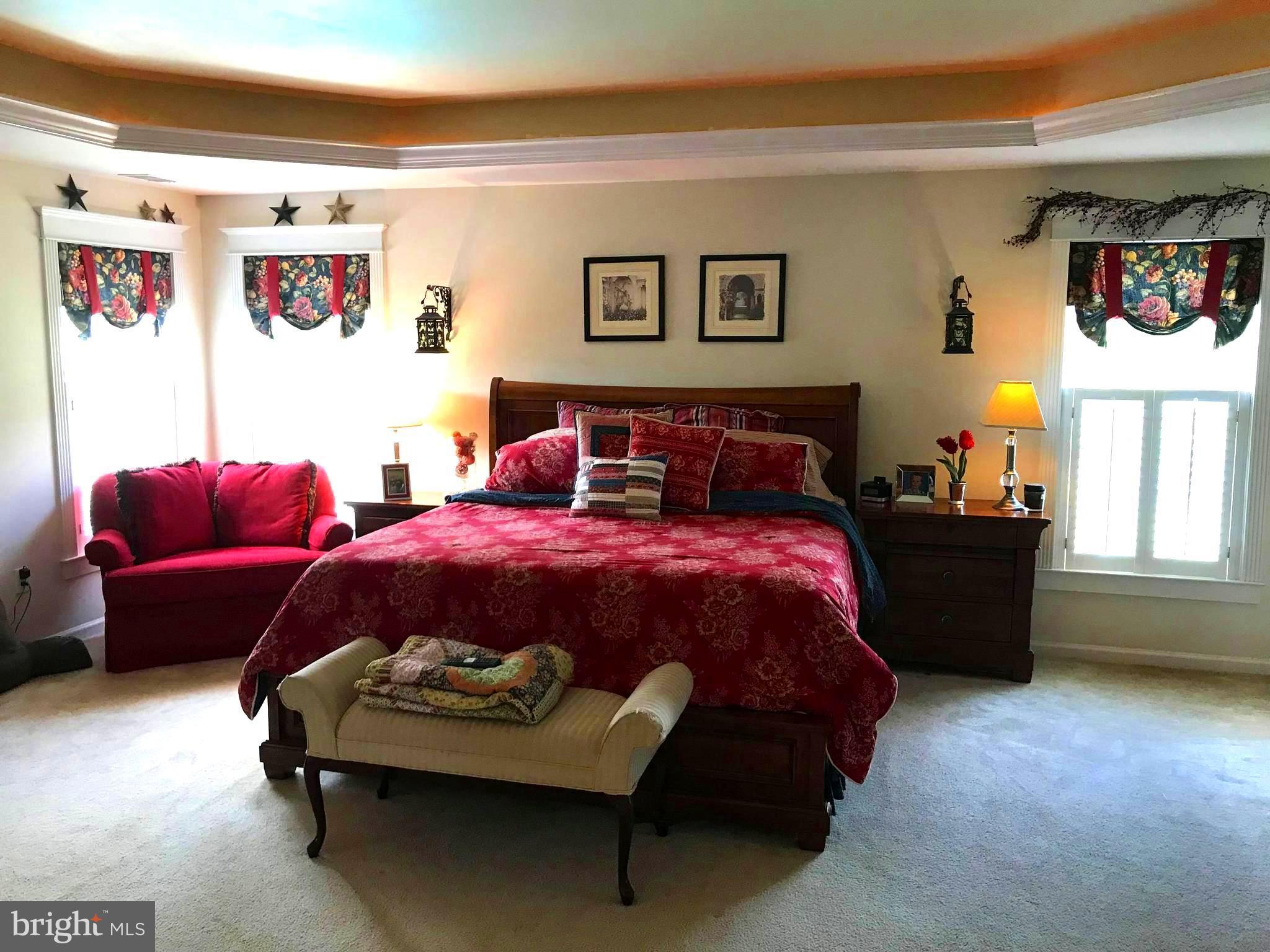 SOUTH POINTE II - Residential