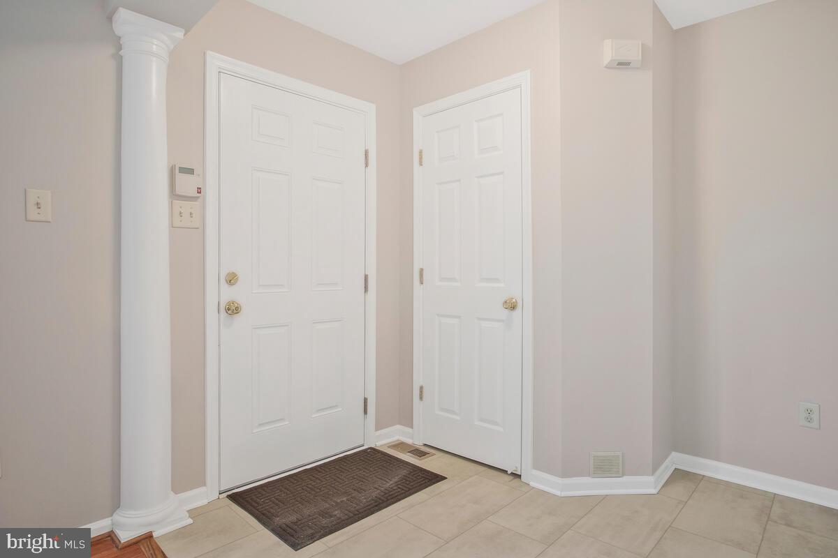 PINEY ORCHARD - Residential Lease