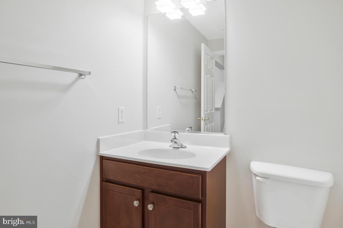 PINEY ORCHARD - Residential Lease