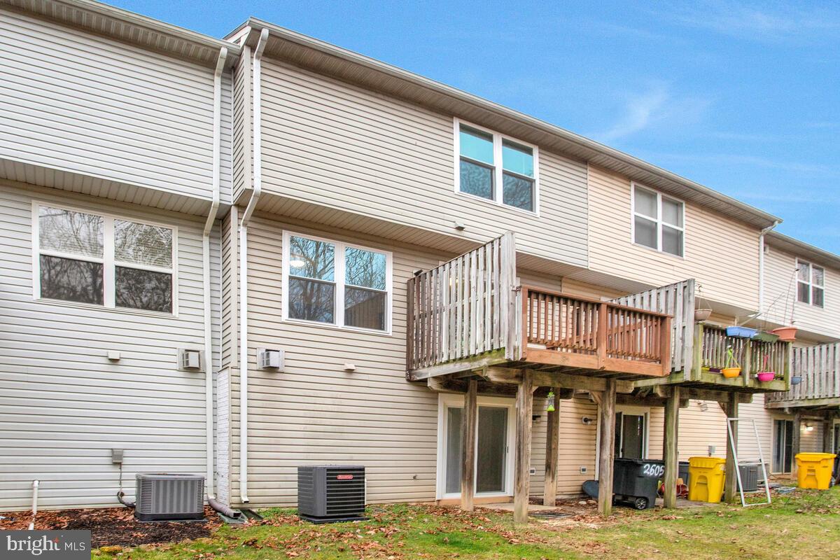 PINEY ORCHARD - Residential Lease