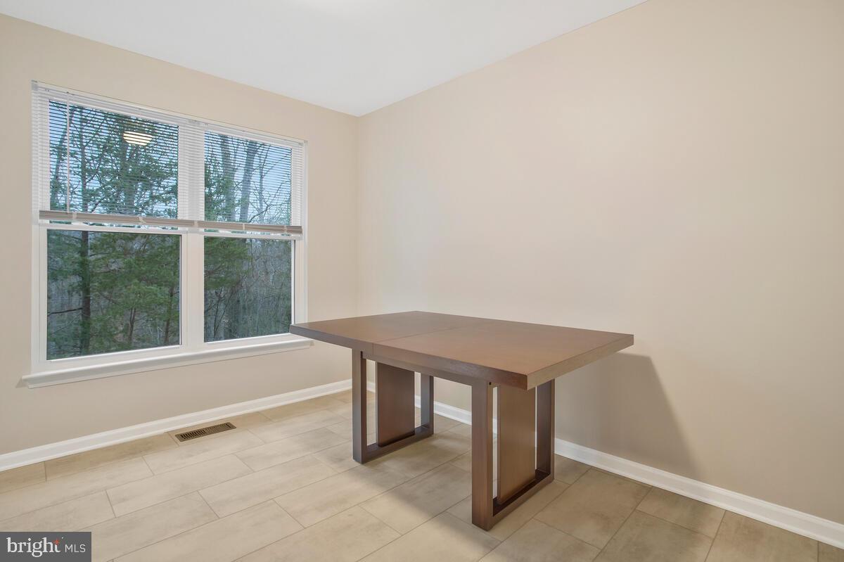 PINEY ORCHARD - Residential Lease