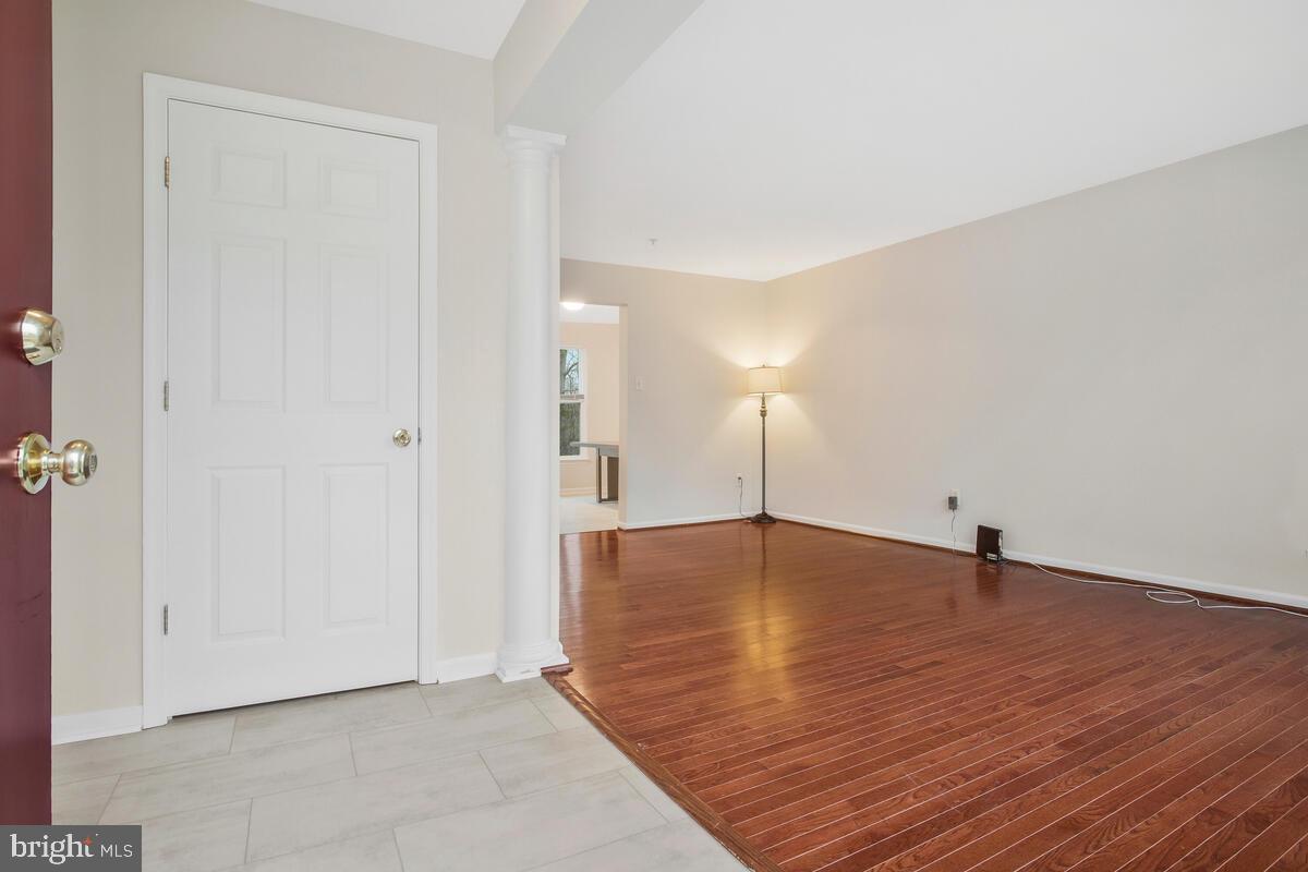 PINEY ORCHARD - Residential Lease