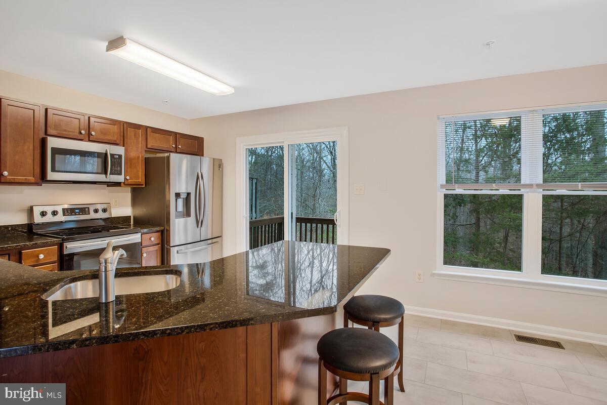 PINEY ORCHARD - Residential Lease