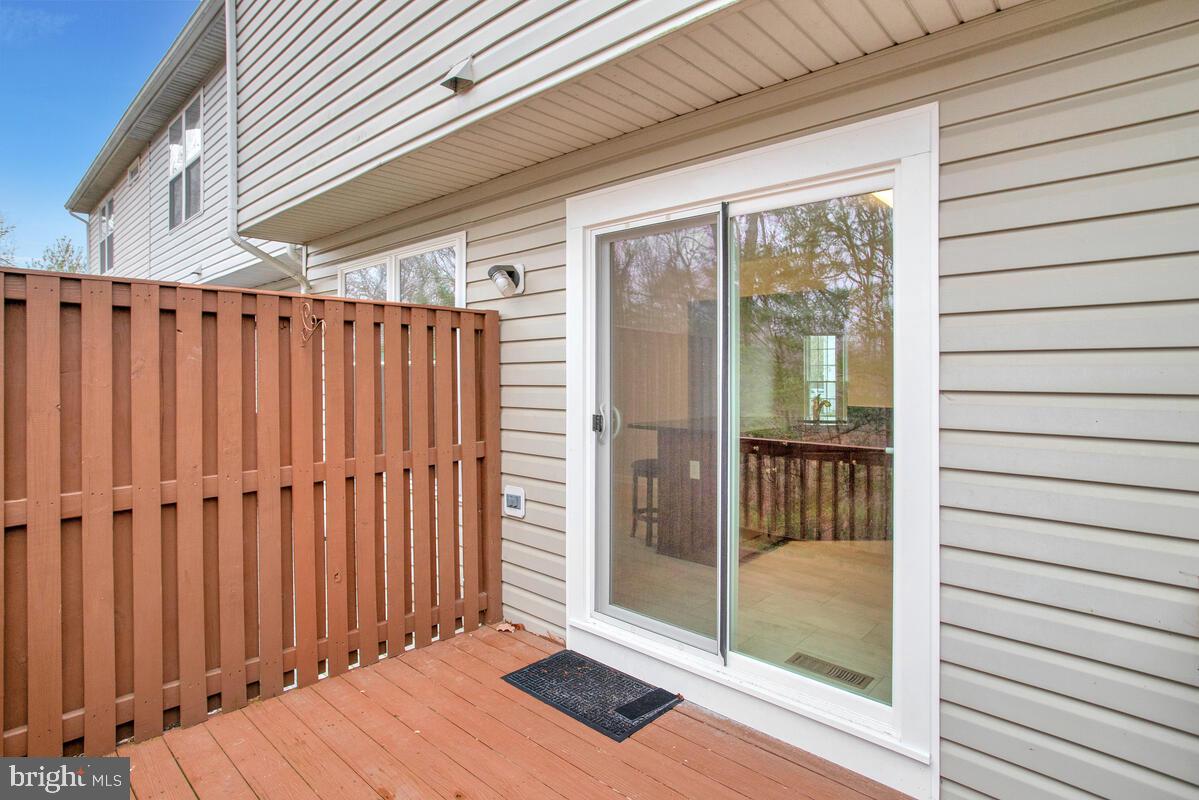 PINEY ORCHARD - Residential Lease