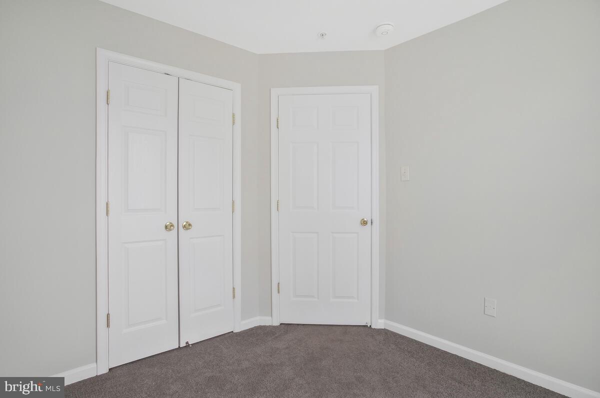 PINEY ORCHARD - Residential Lease